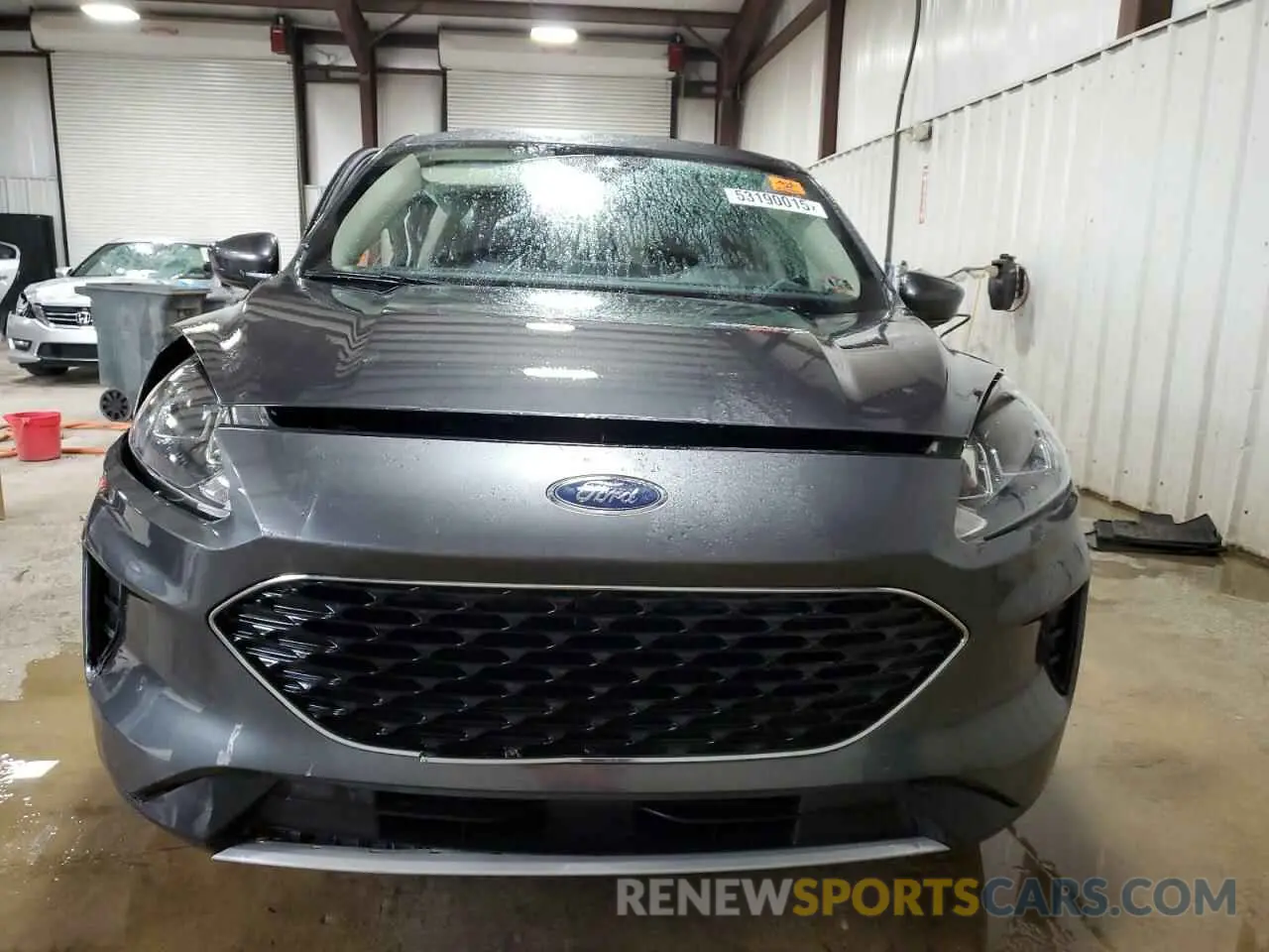 5 Photograph of a damaged car 1FMCU9G63LUA27895 FORD ESCAPE 2020