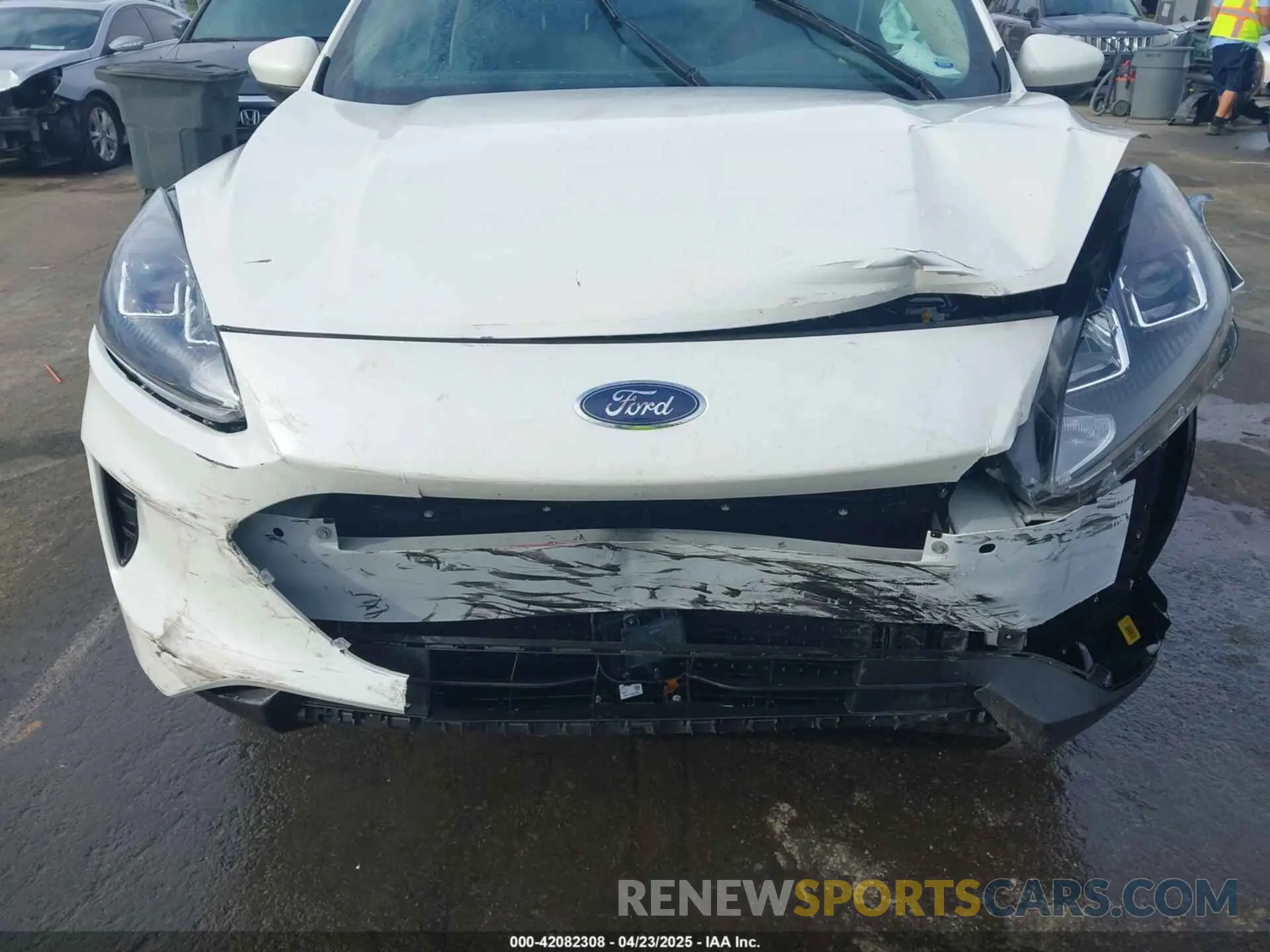 6 Фотография поврежденного автомобиля 1FMCU9G63LUA29016 FORD ESCAPE 2020