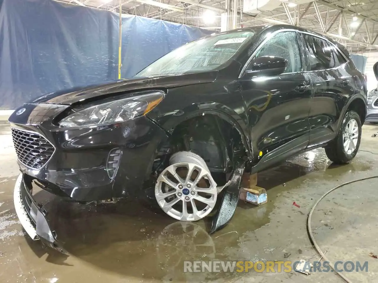 1 Photograph of a damaged car 1FMCU9G63LUB01137 FORD ESCAPE 2020