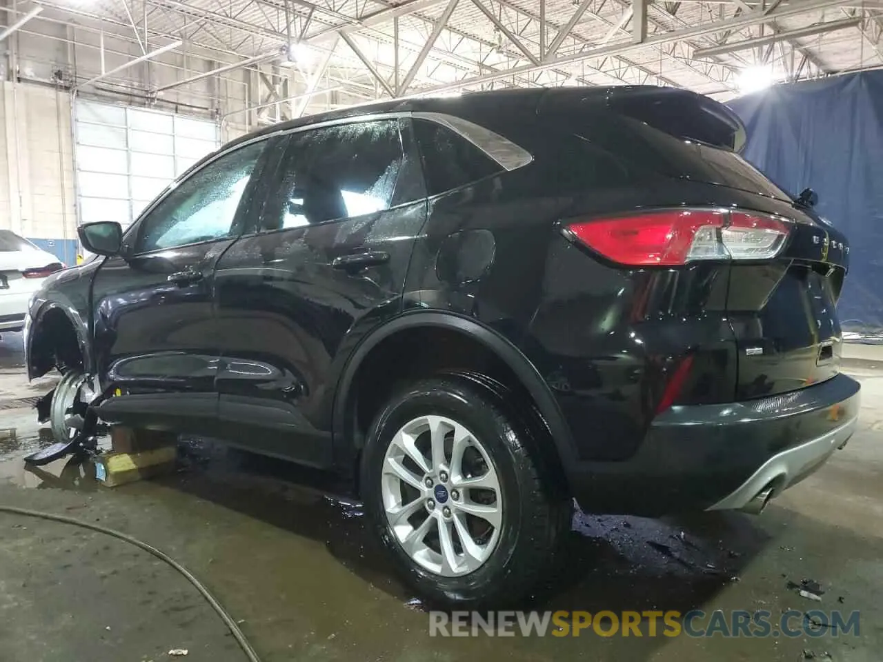 2 Photograph of a damaged car 1FMCU9G63LUB01137 FORD ESCAPE 2020