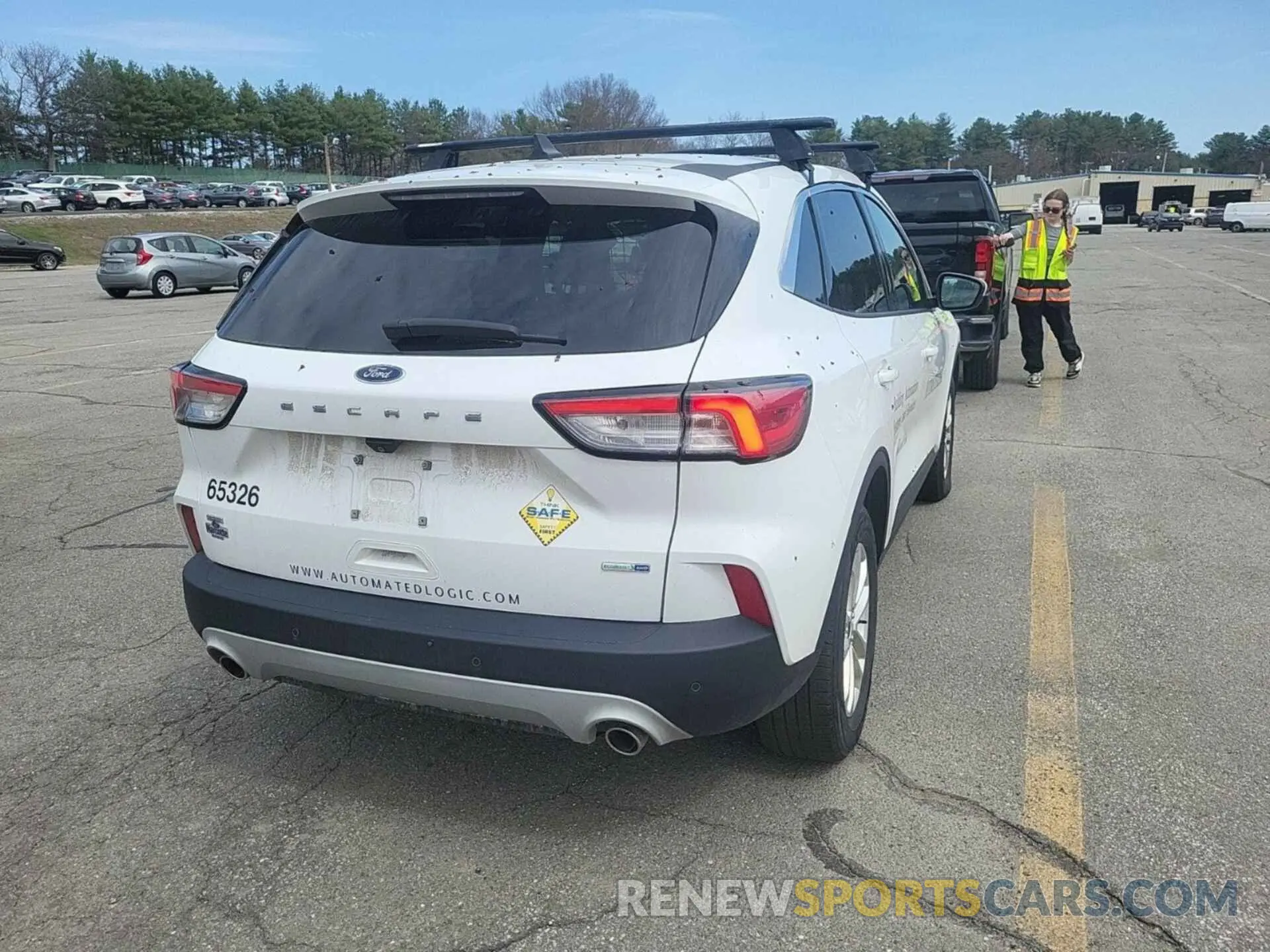 36 Photograph of a damaged car 1FMCU9G63LUB81331 FORD ESCAPE 2020