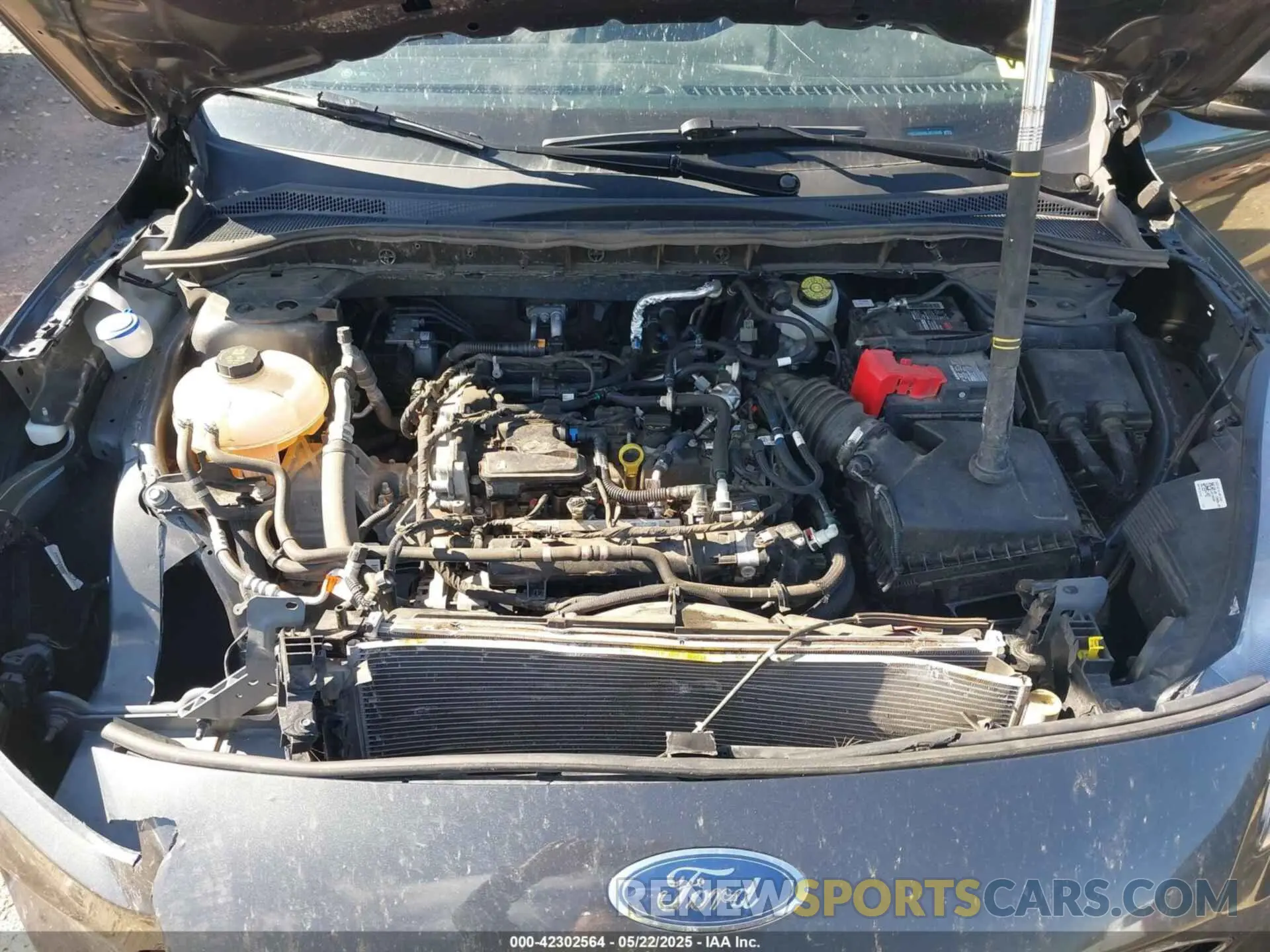 10 Фотография поврежденного автомобиля 1FMCU9G63LUC13520 FORD ESCAPE 2020