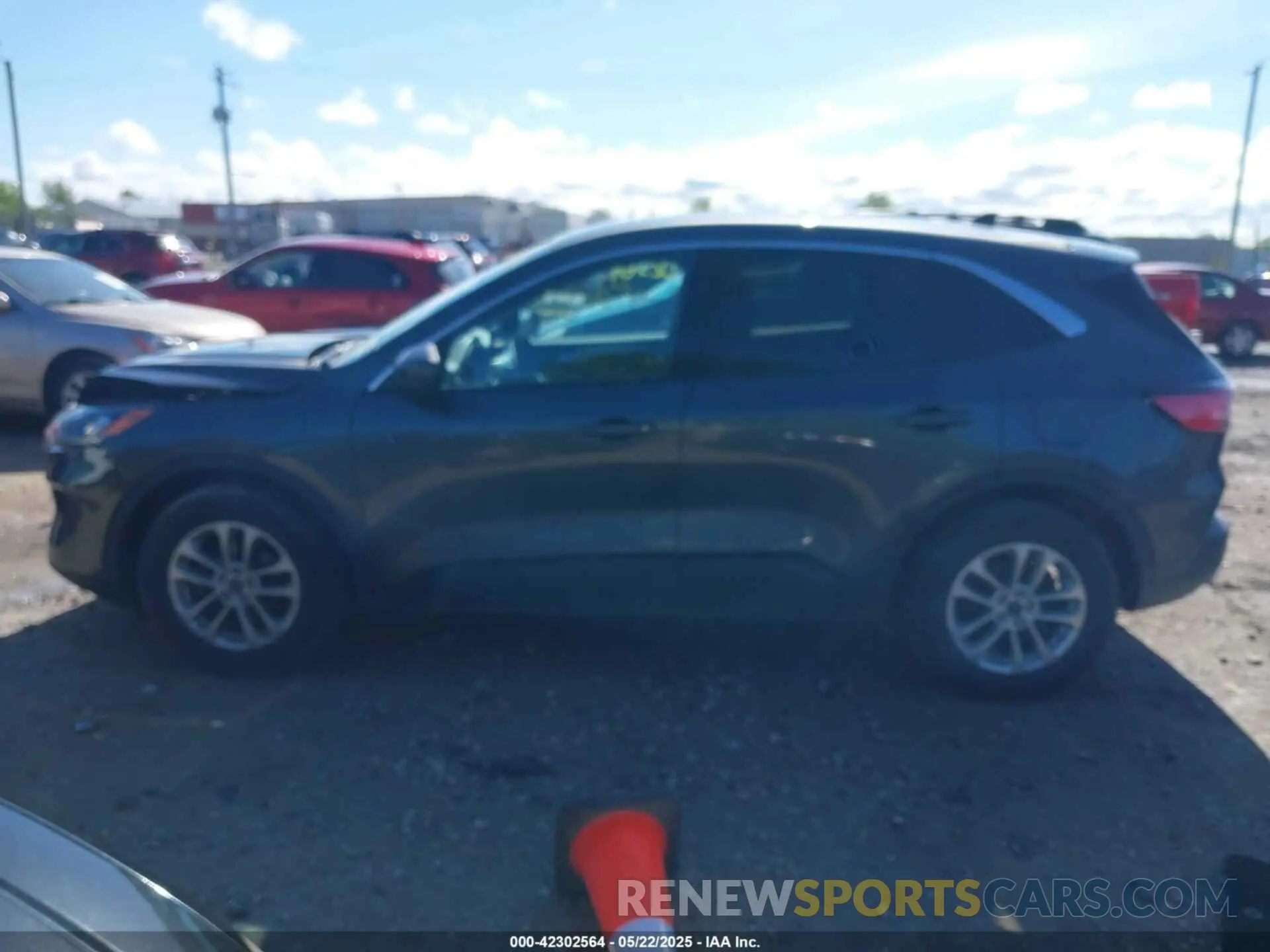 14 Фотография поврежденного автомобиля 1FMCU9G63LUC13520 FORD ESCAPE 2020