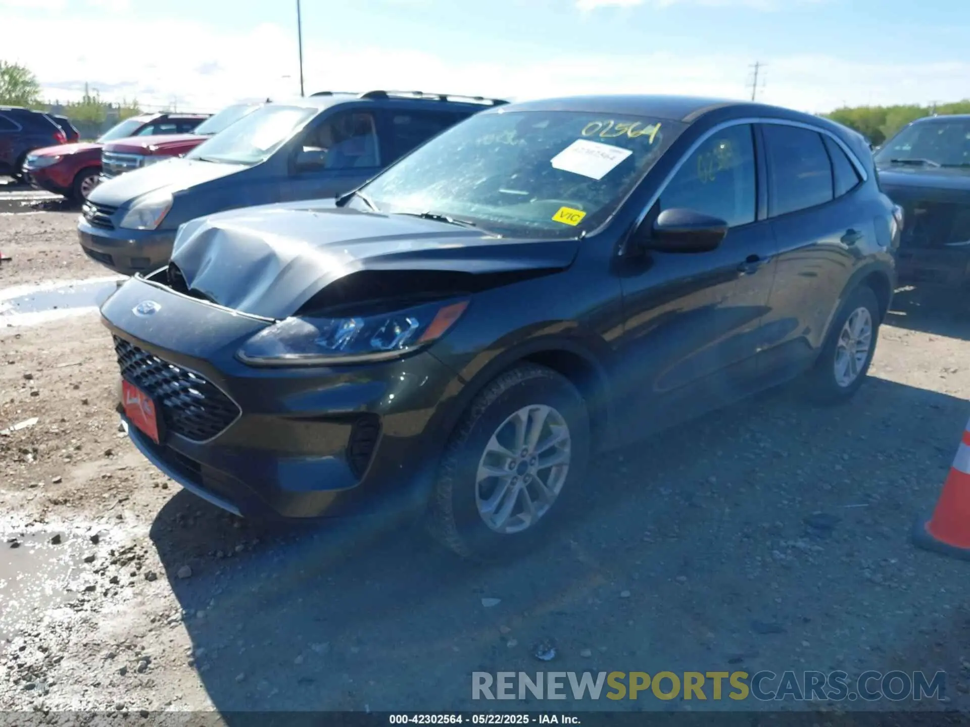 2 Фотография поврежденного автомобиля 1FMCU9G63LUC13520 FORD ESCAPE 2020