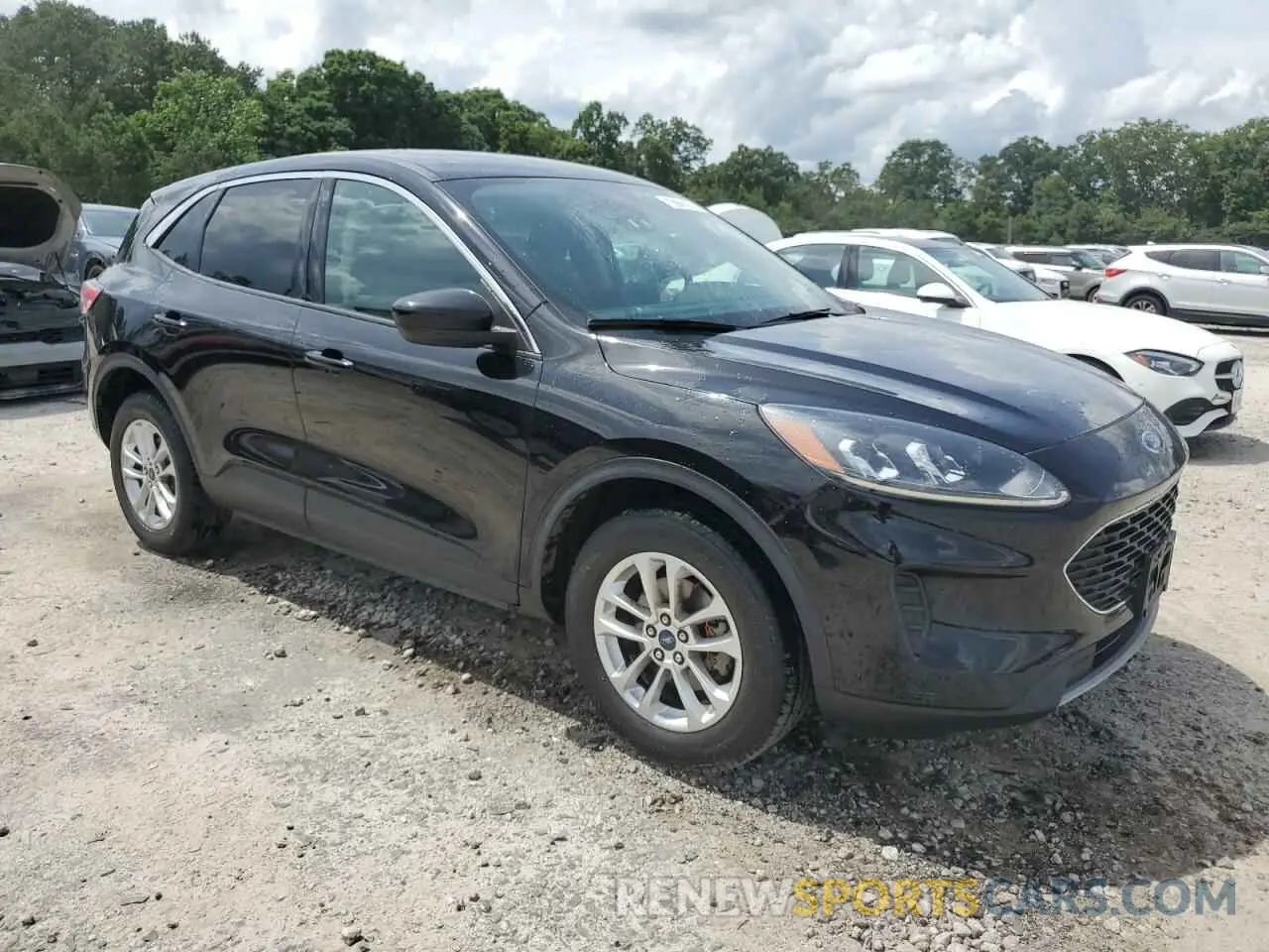 4 Photograph of a damaged car 1FMCU9G63LUC73510 FORD ESCAPE 2020