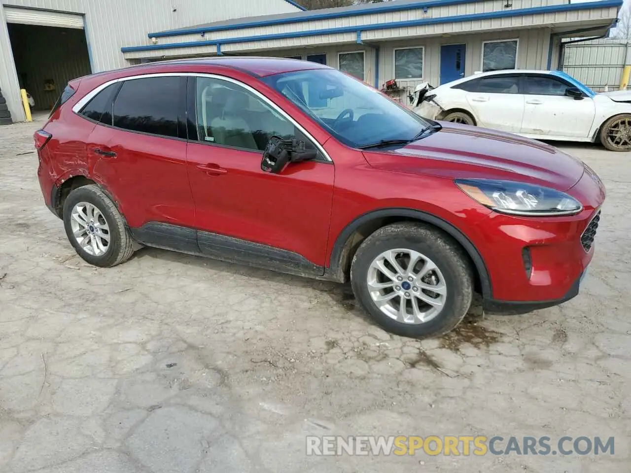 4 Фотография поврежденного автомобиля 1FMCU9G64LUA28070 FORD ESCAPE 2020