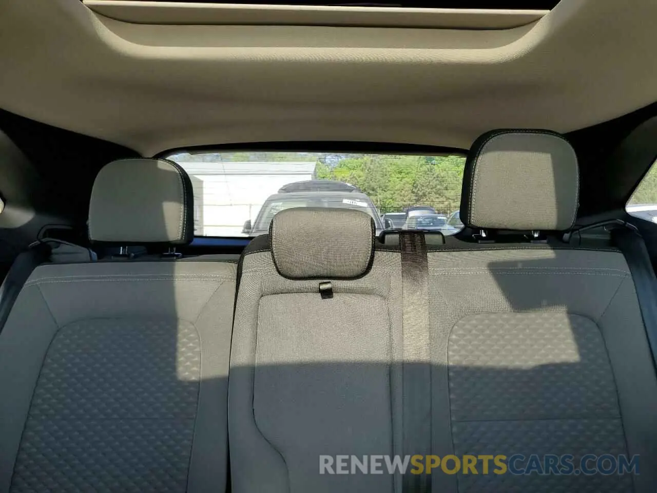 10 Фотография поврежденного автомобиля 1FMCU9G64LUB22983 FORD ESCAPE 2020