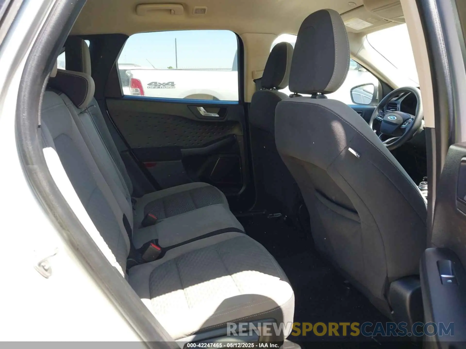 8 Photograph of a damaged car 1FMCU9G64LUB43526 FORD ESCAPE 2020