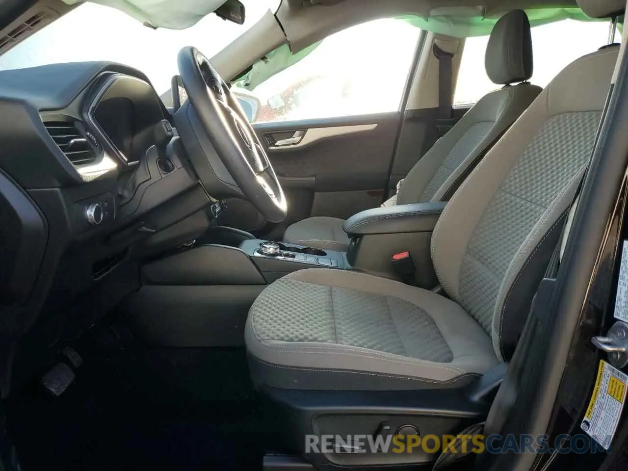 7 Photograph of a damaged car 1FMCU9G64LUB64716 FORD ESCAPE 2020