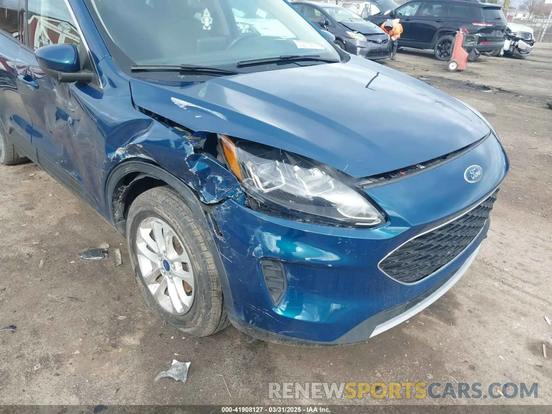 6 Photograph of a damaged car 1FMCU9G64LUC50432 FORD ESCAPE 2020