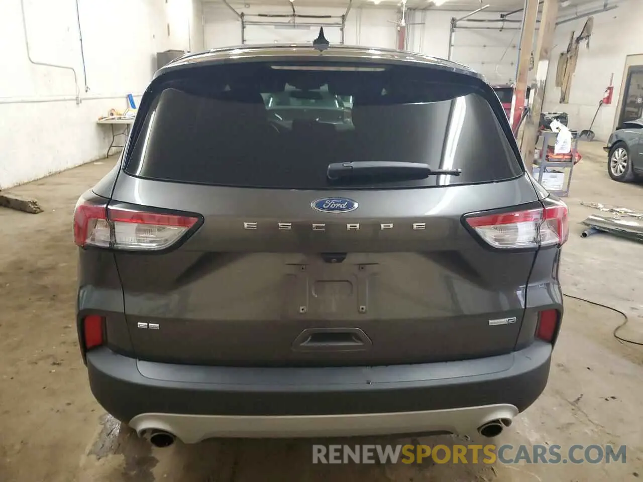 6 Photograph of a damaged car 1FMCU9G65LUA11164 FORD ESCAPE 2020