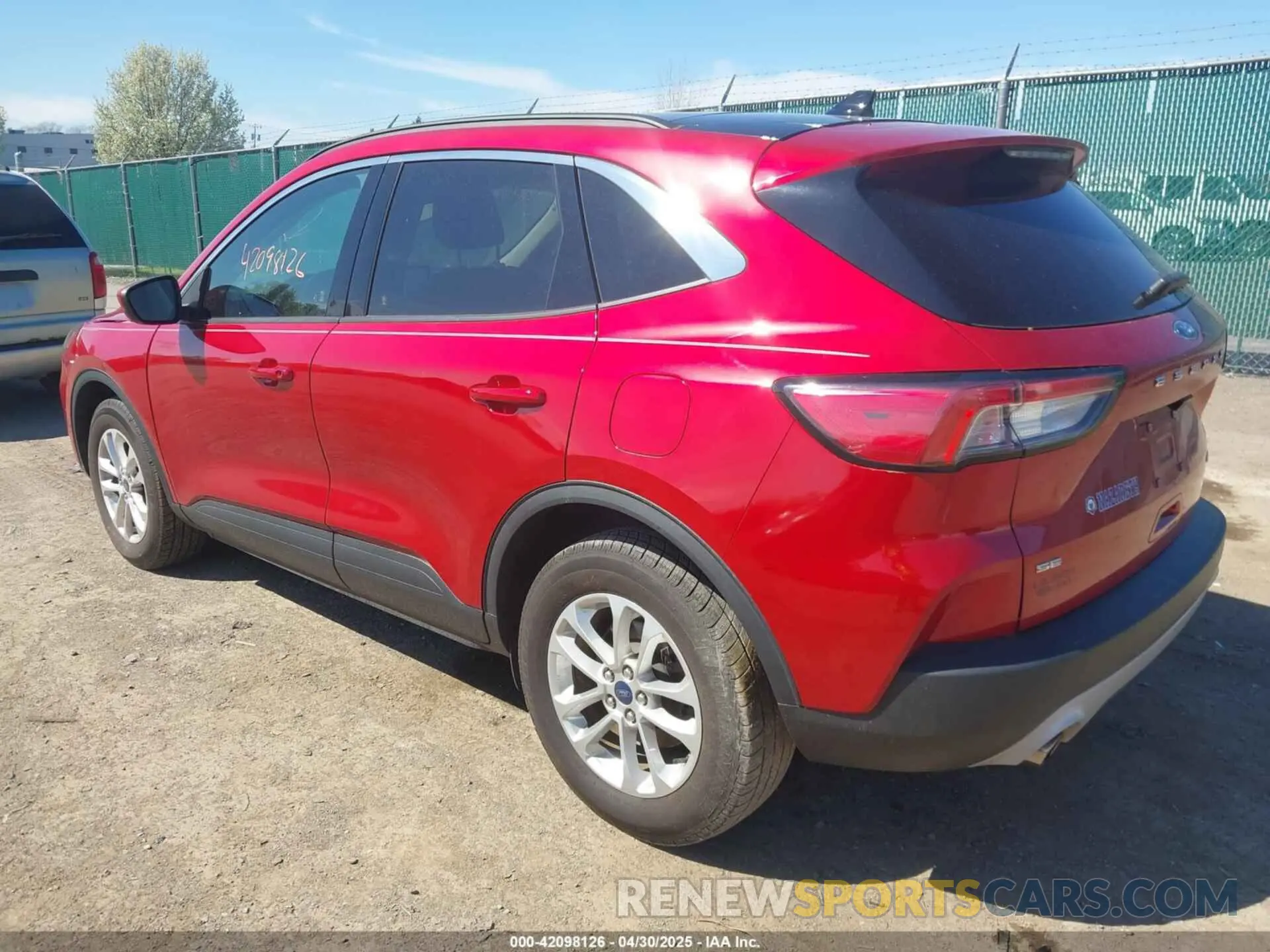 3 Photograph of a damaged car 1FMCU9G65LUA45282 FORD ESCAPE 2020
