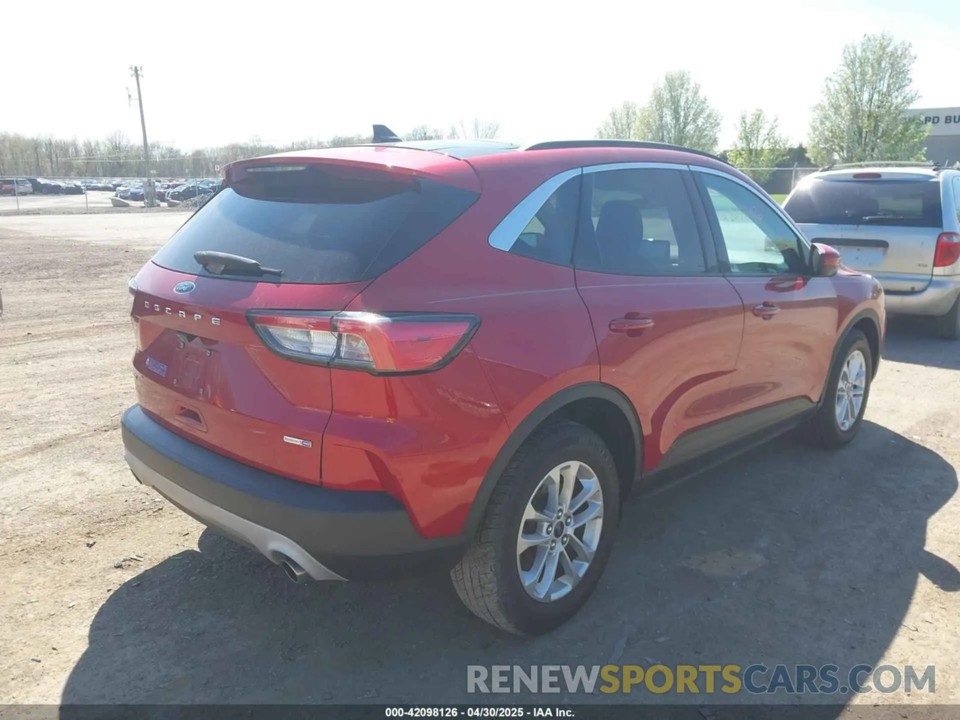 4 Photograph of a damaged car 1FMCU9G65LUA45282 FORD ESCAPE 2020