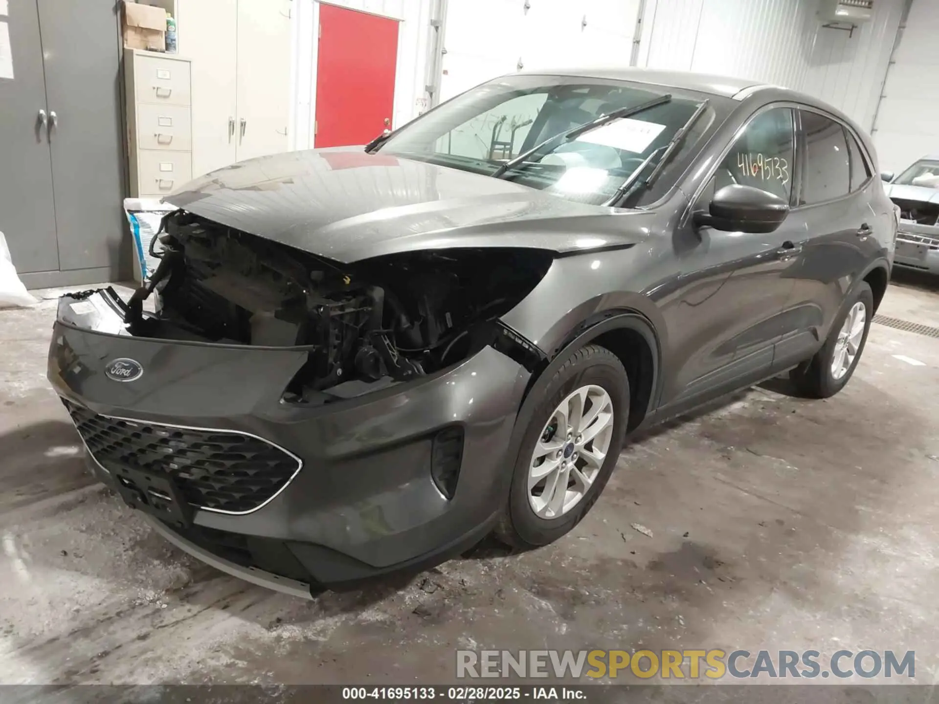 2 Фотография поврежденного автомобиля 1FMCU9G65LUB04606 FORD ESCAPE 2020