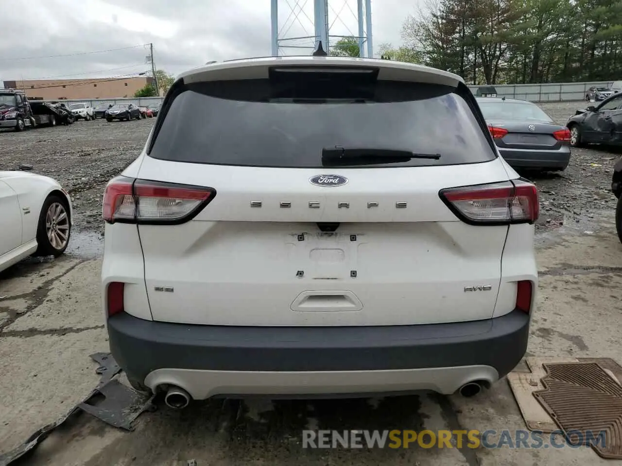 6 Photograph of a damaged car 1FMCU9G66LUC72707 FORD ESCAPE 2020