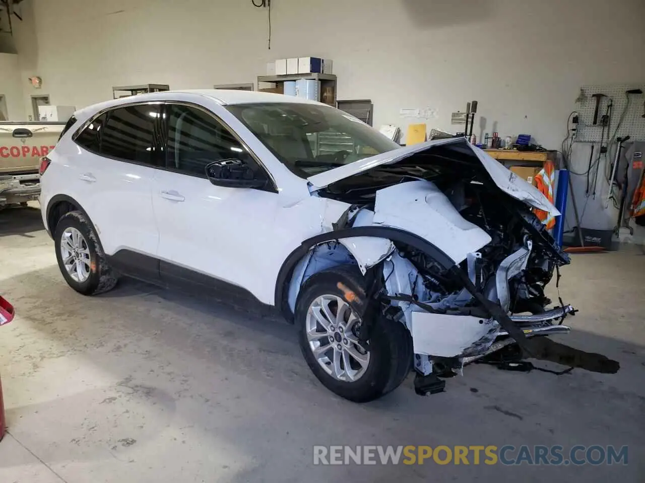 4 Photograph of a damaged car 1FMCU9G67LUA27821 FORD ESCAPE 2020