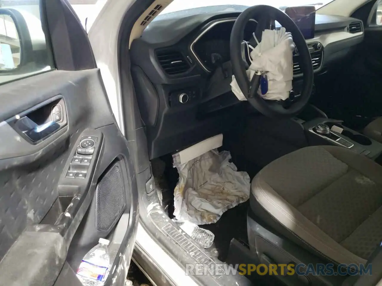 8 Photograph of a damaged car 1FMCU9G67LUA27821 FORD ESCAPE 2020