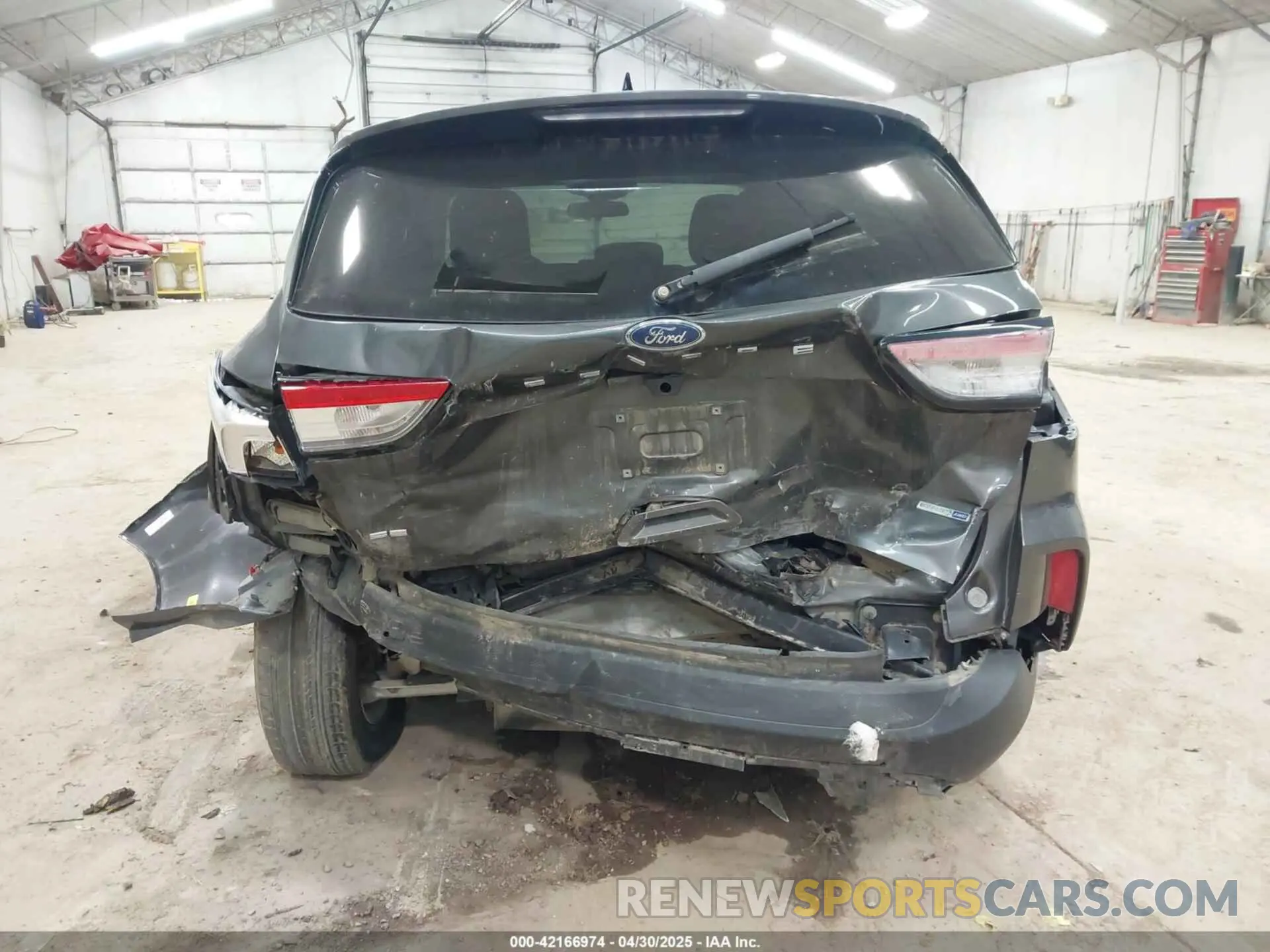 16 Photograph of a damaged car 1FMCU9G67LUA50211 FORD ESCAPE 2020