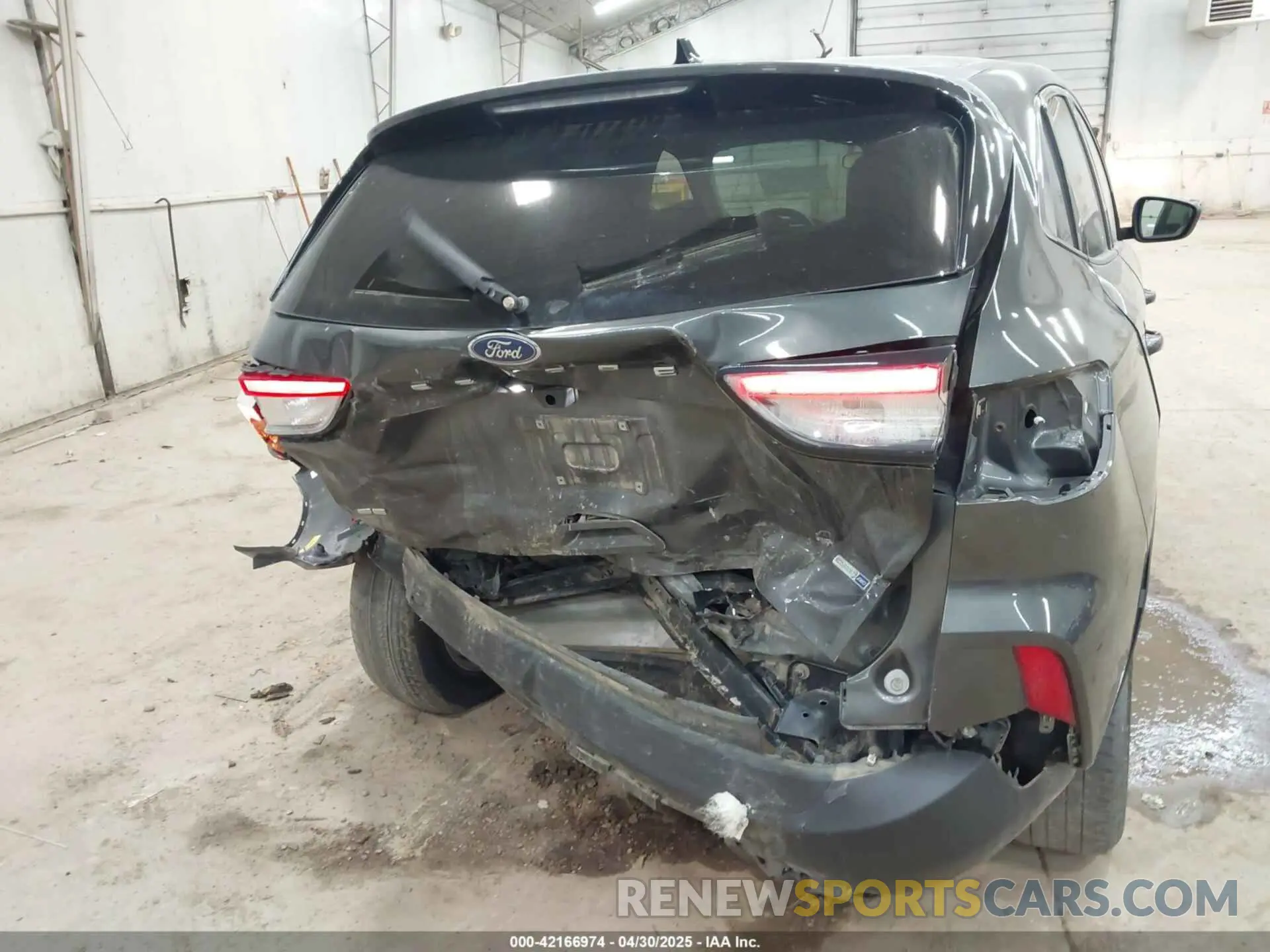 6 Photograph of a damaged car 1FMCU9G67LUA50211 FORD ESCAPE 2020