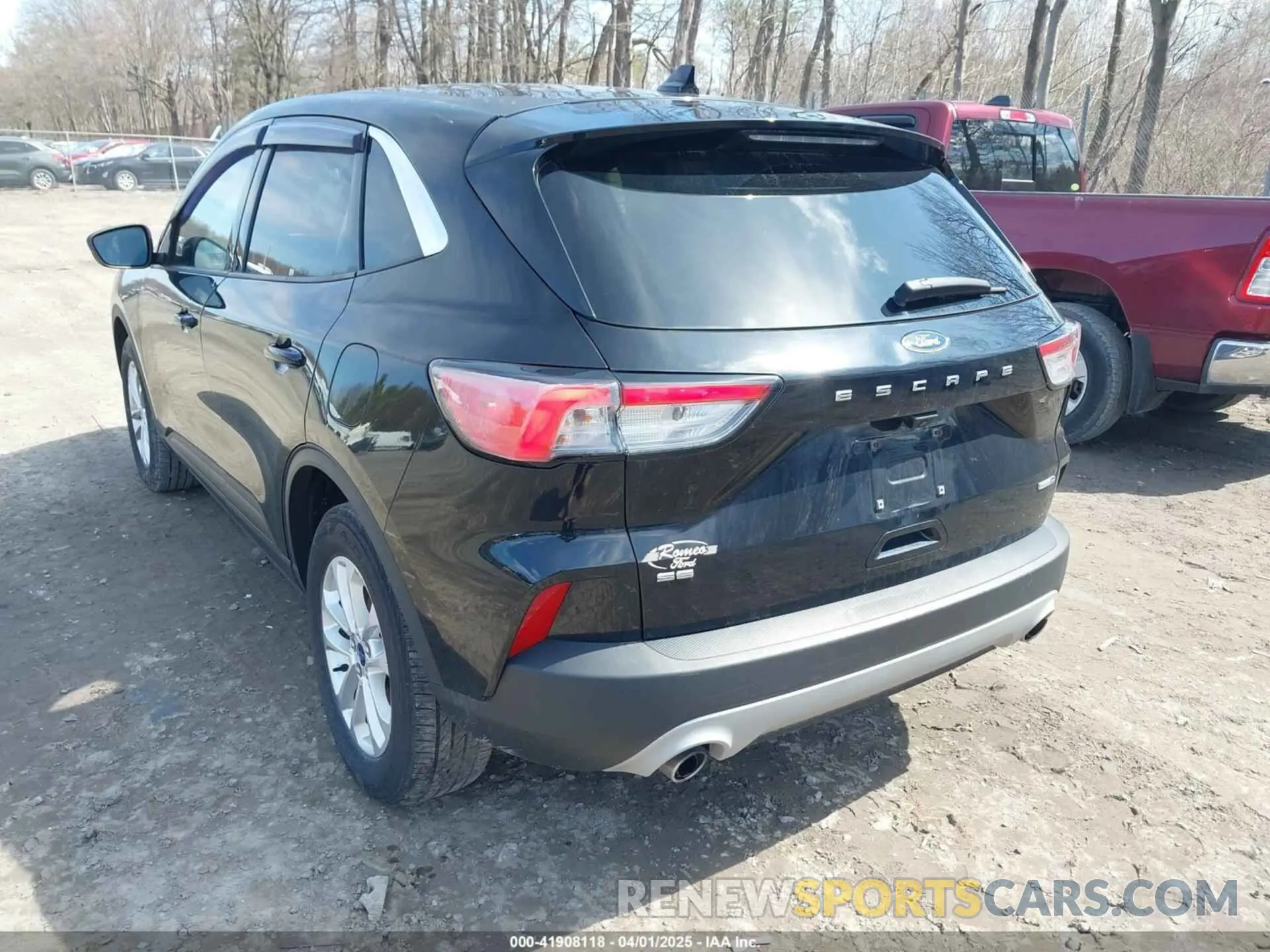 6 Photograph of a damaged car 1FMCU9G67LUA65744 FORD ESCAPE 2020