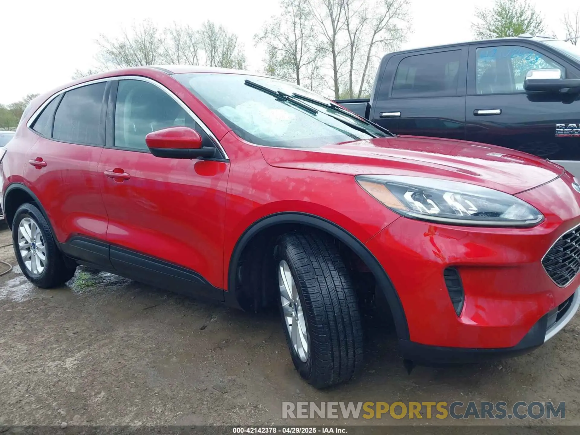13 Photograph of a damaged car 1FMCU9G67LUC18624 FORD ESCAPE 2020