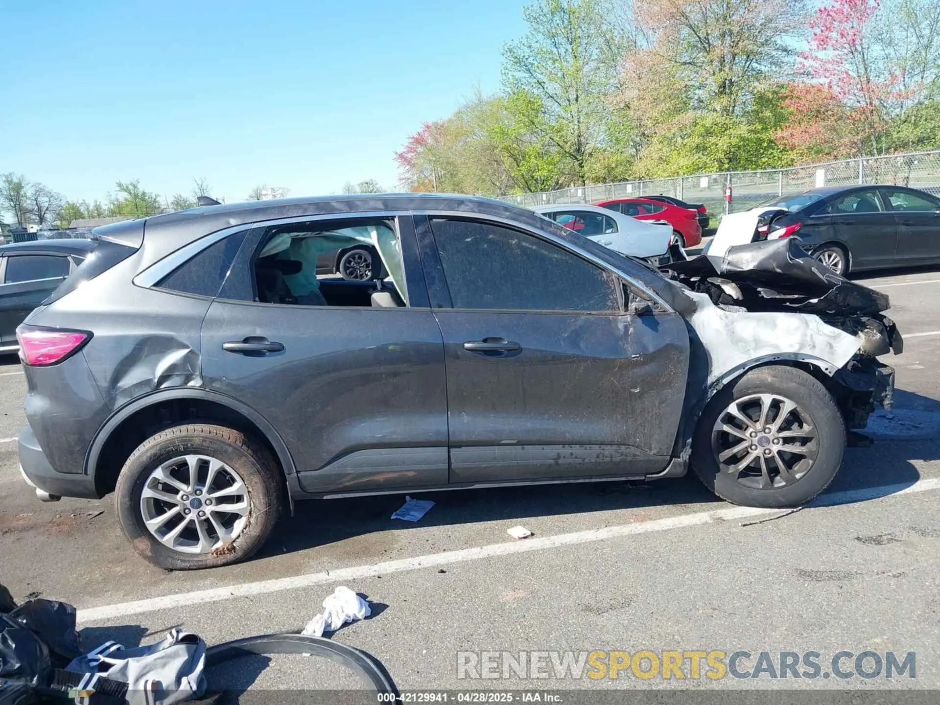 12 Photograph of a damaged car 1FMCU9G67LUC37416 FORD ESCAPE 2020