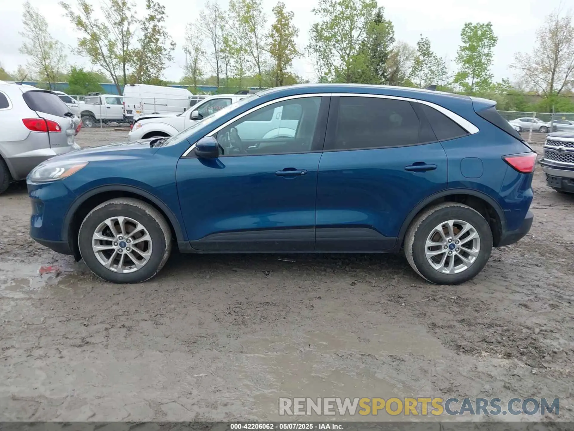 14 Photograph of a damaged car 1FMCU9G67LUC72134 FORD ESCAPE 2020