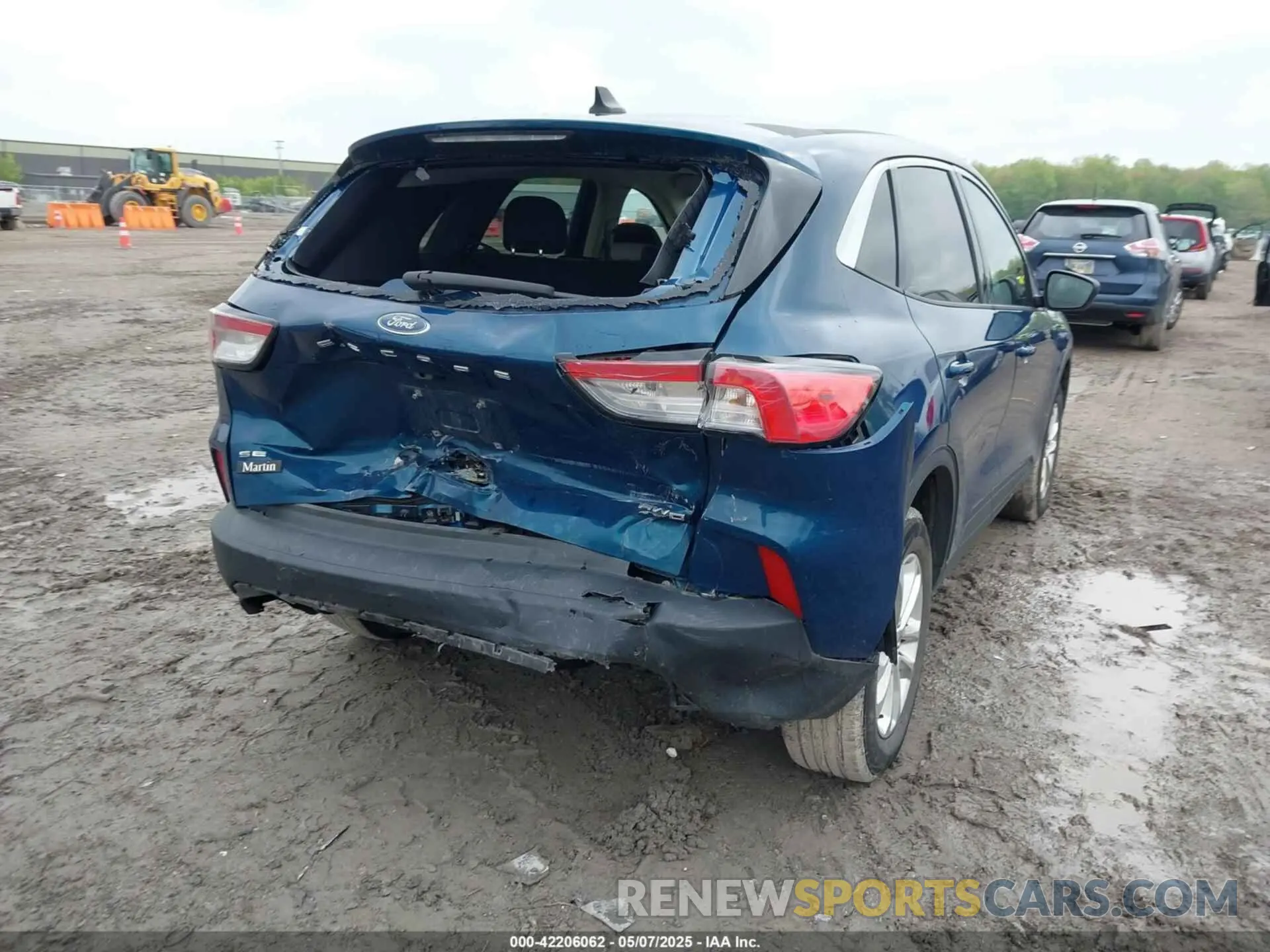 4 Photograph of a damaged car 1FMCU9G67LUC72134 FORD ESCAPE 2020