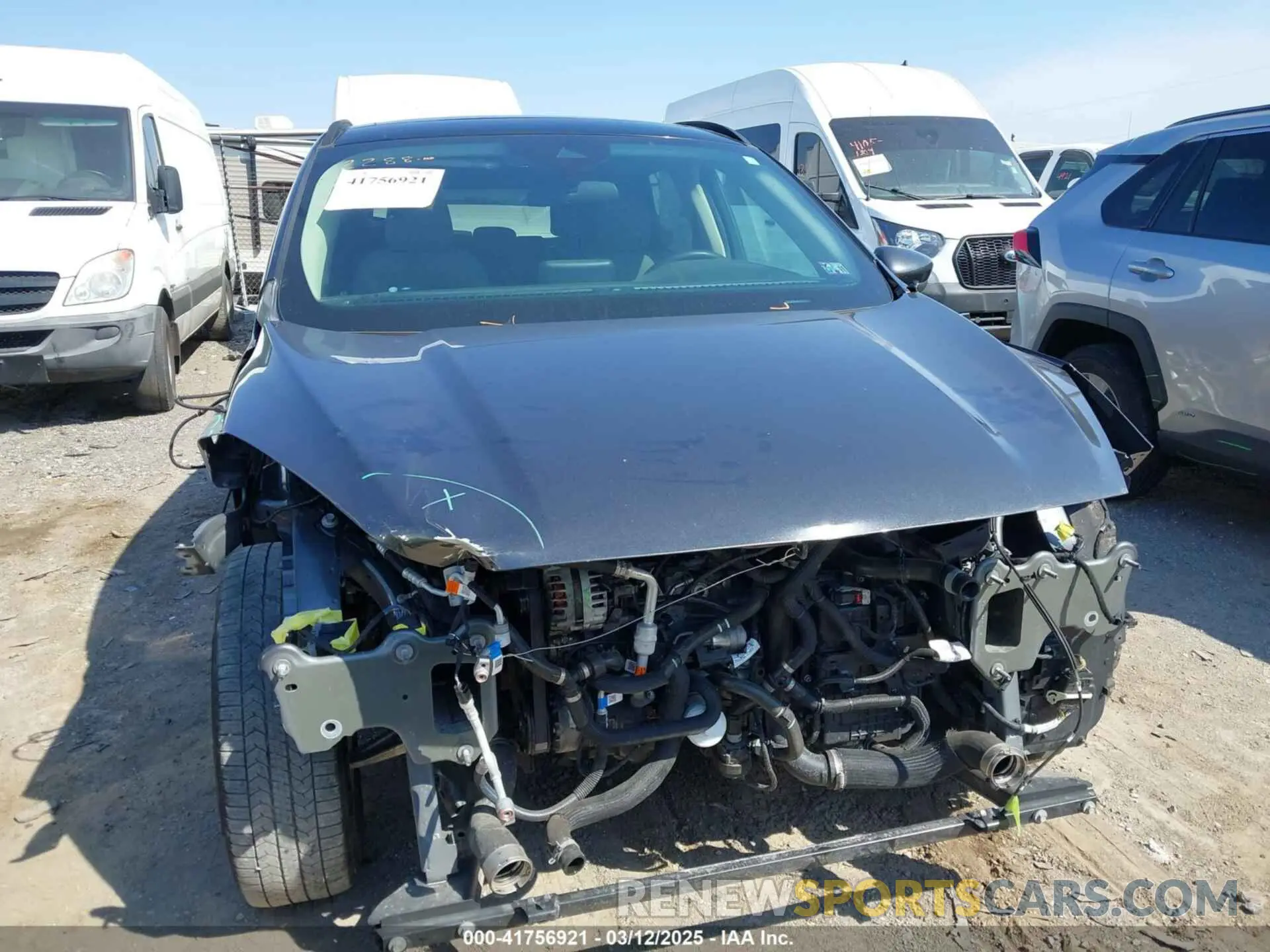 12 Фотография поврежденного автомобиля 1FMCU9G68LUB37518 FORD ESCAPE 2020