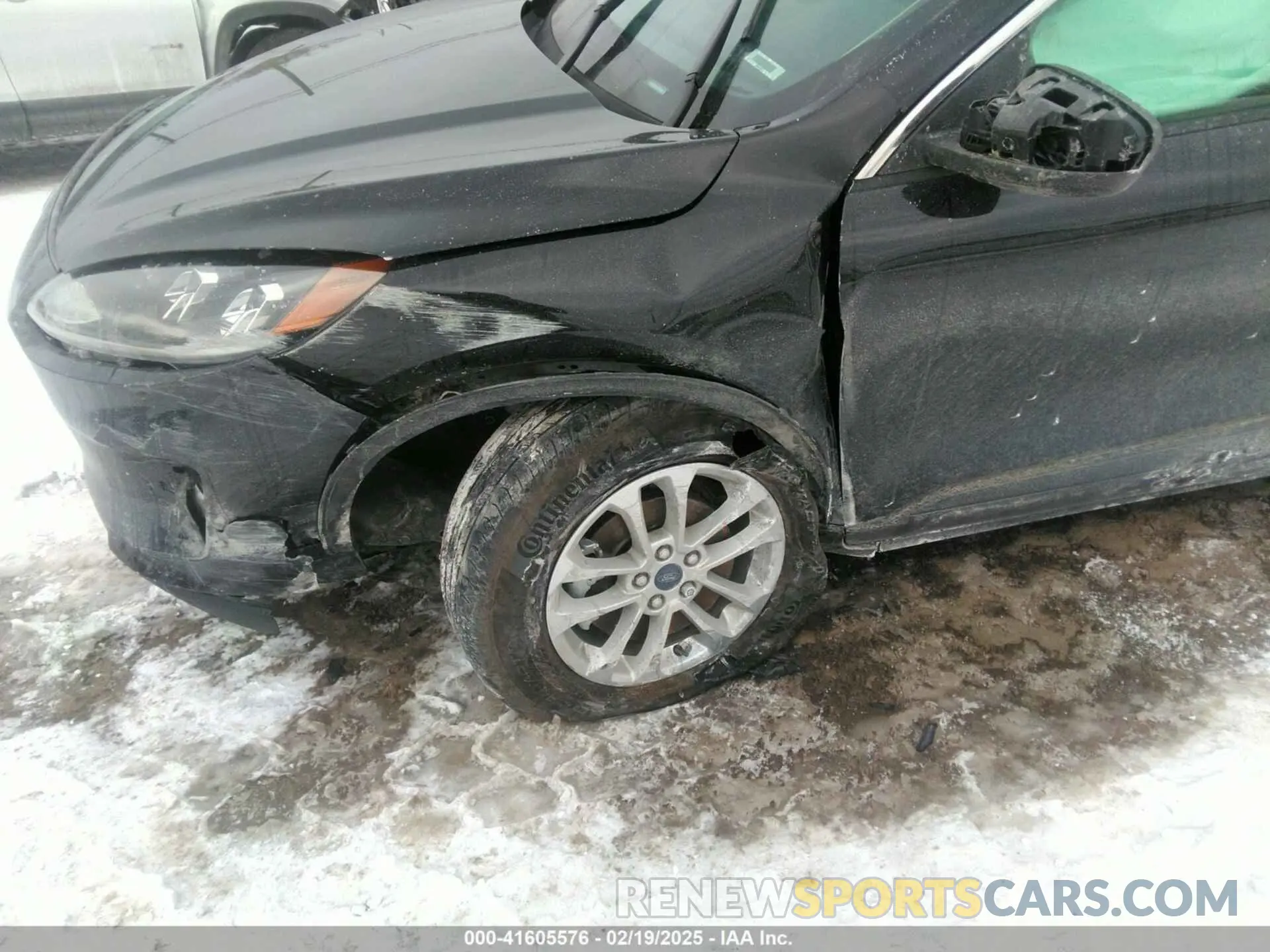 6 Photograph of a damaged car 1FMCU9G68LUB64783 FORD ESCAPE 2020
