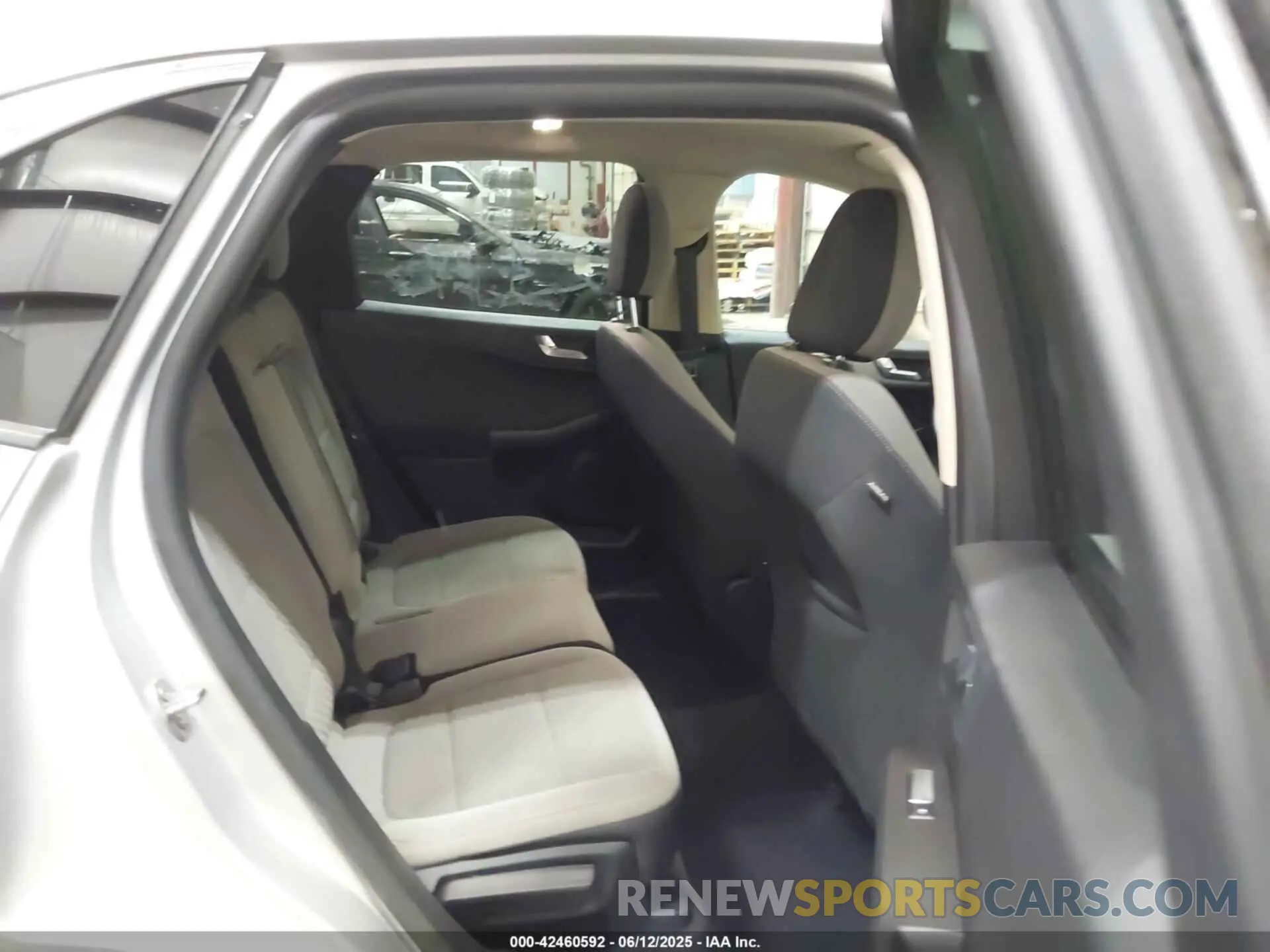 8 Photograph of a damaged car 1FMCU9G68LUB68719 FORD ESCAPE 2020