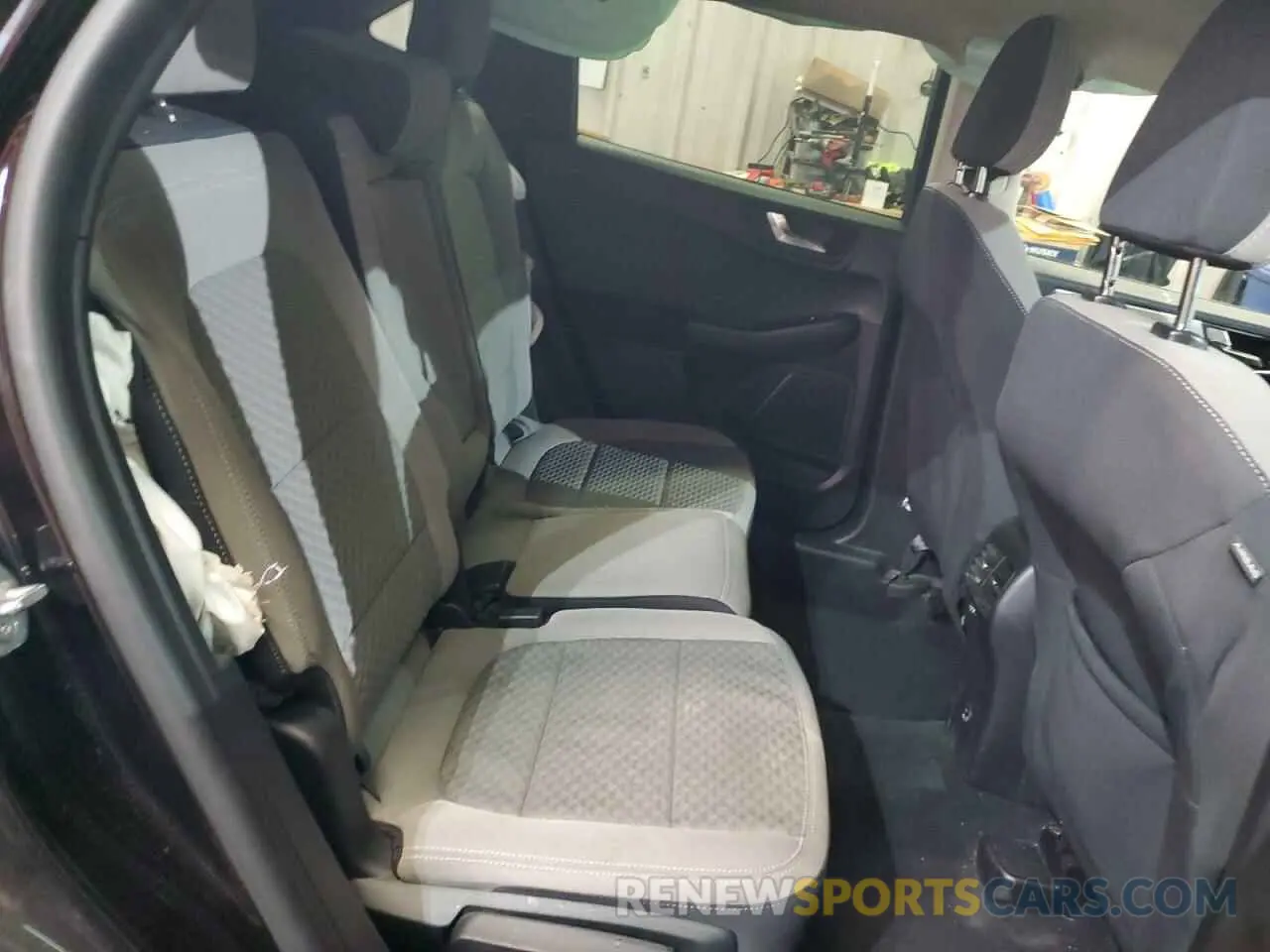 11 Photograph of a damaged car 1FMCU9G68LUB95497 FORD ESCAPE 2020