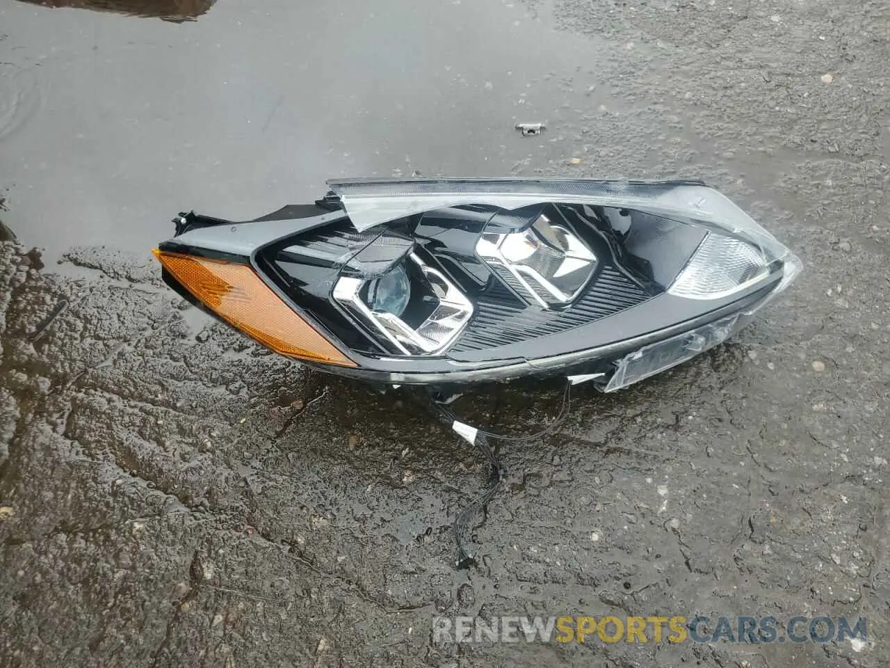 13 Photograph of a damaged car 1FMCU9G68LUC36940 FORD ESCAPE 2020
