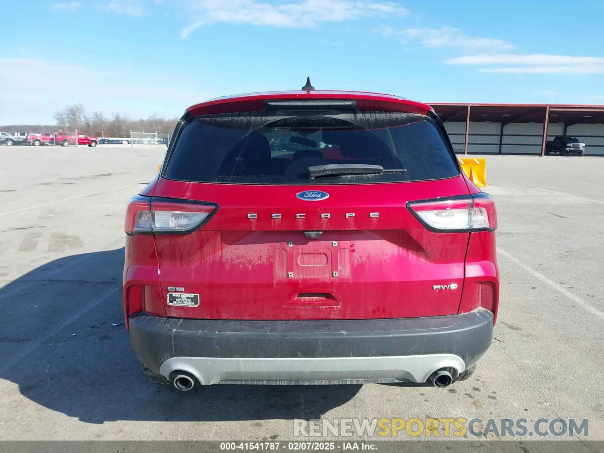 16 Photograph of a damaged car 1FMCU9G68LUC72630 FORD ESCAPE 2020