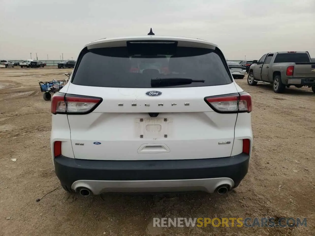 6 Фотография поврежденного автомобиля 1FMCU9G69LUB66381 FORD ESCAPE 2020