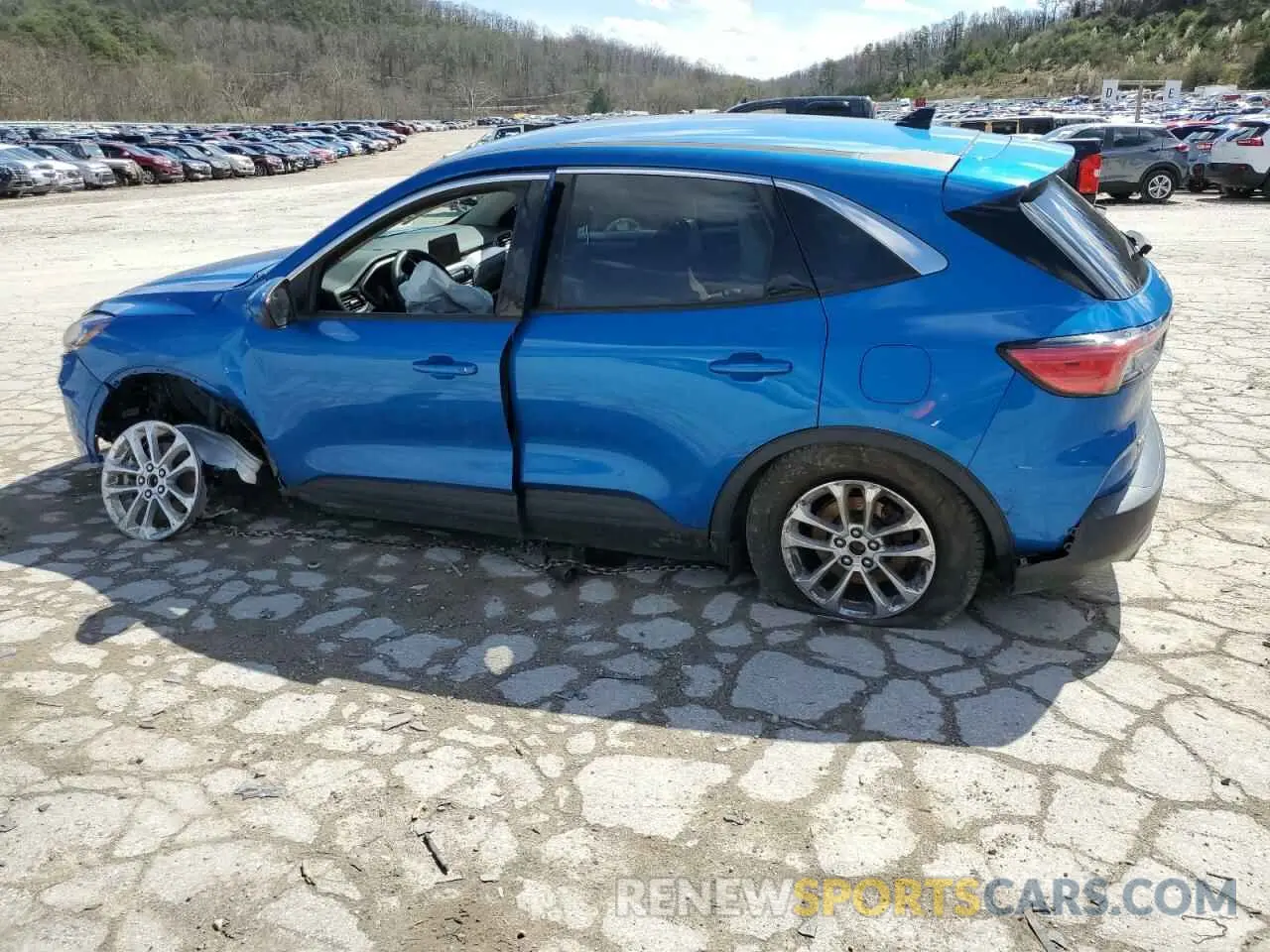 2 Фотография поврежденного автомобиля 1FMCU9G6XLUA73143 FORD ESCAPE 2020
