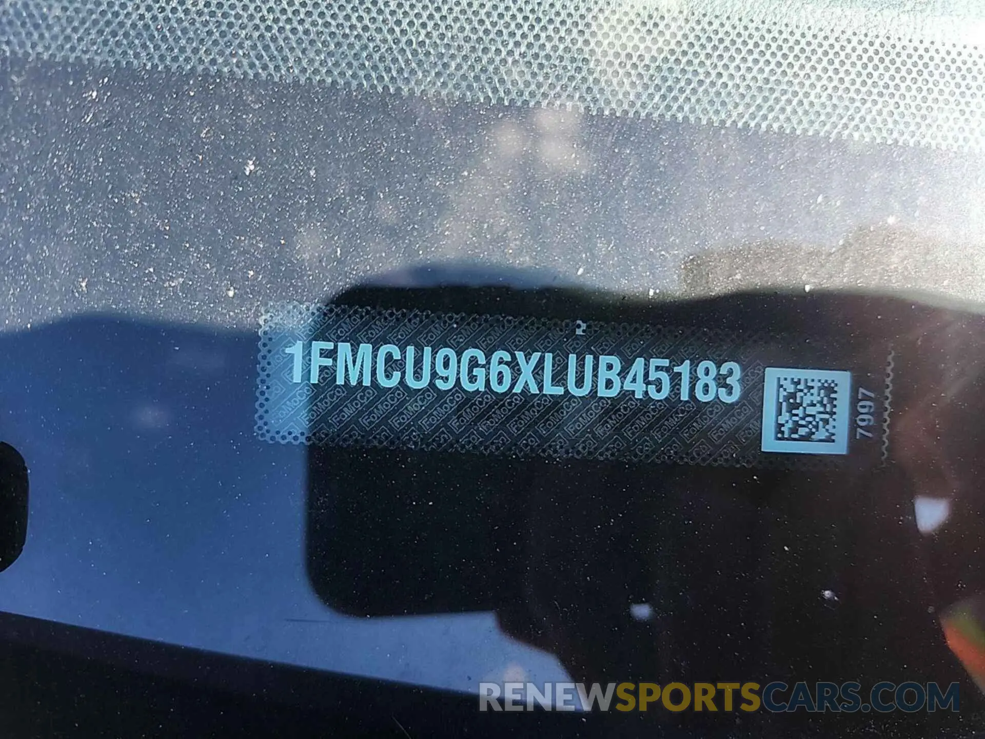 17 Фотография поврежденного автомобиля 1FMCU9G6XLUB45183 FORD ESCAPE 2020
