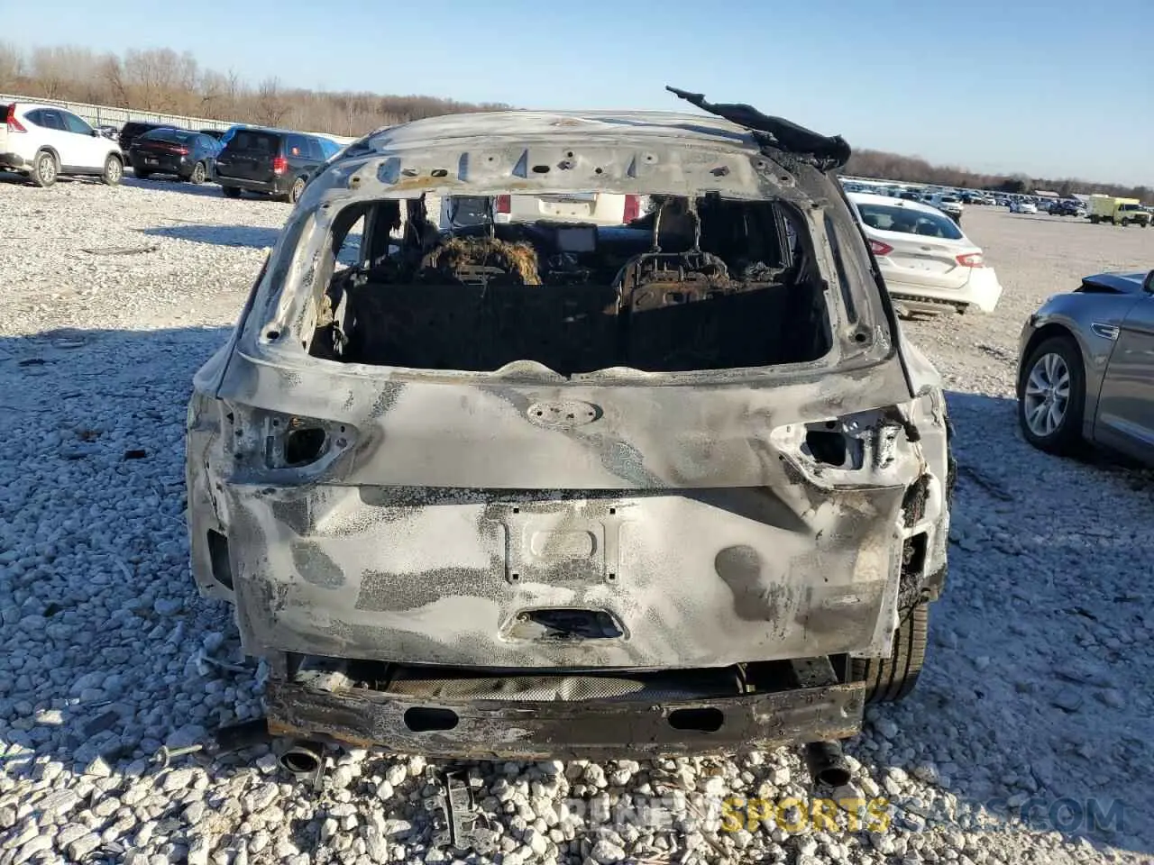 6 Photograph of a damaged car 1FMCU9G6XLUB86378 FORD ESCAPE 2020