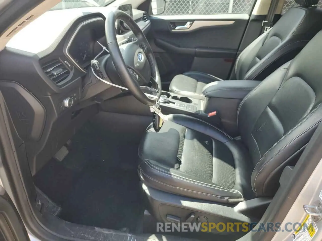7 Фотография поврежденного автомобиля 1FMCU9H60LUA37735 FORD ESCAPE 2020