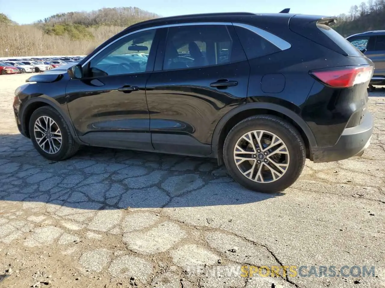 2 Photograph of a damaged car 1FMCU9H61LUA81128 FORD ESCAPE 2020