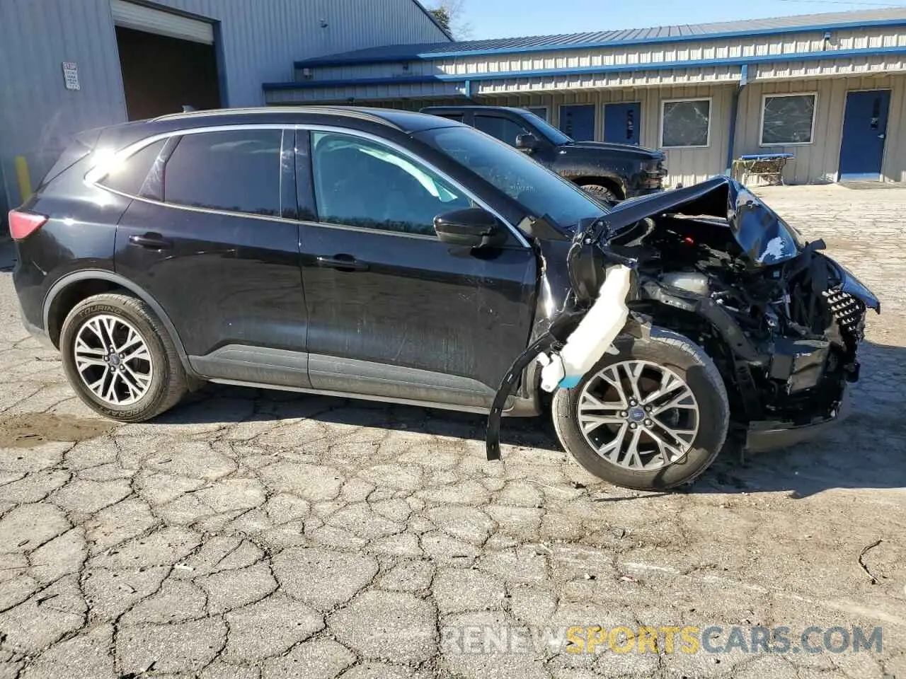 4 Photograph of a damaged car 1FMCU9H61LUA81128 FORD ESCAPE 2020