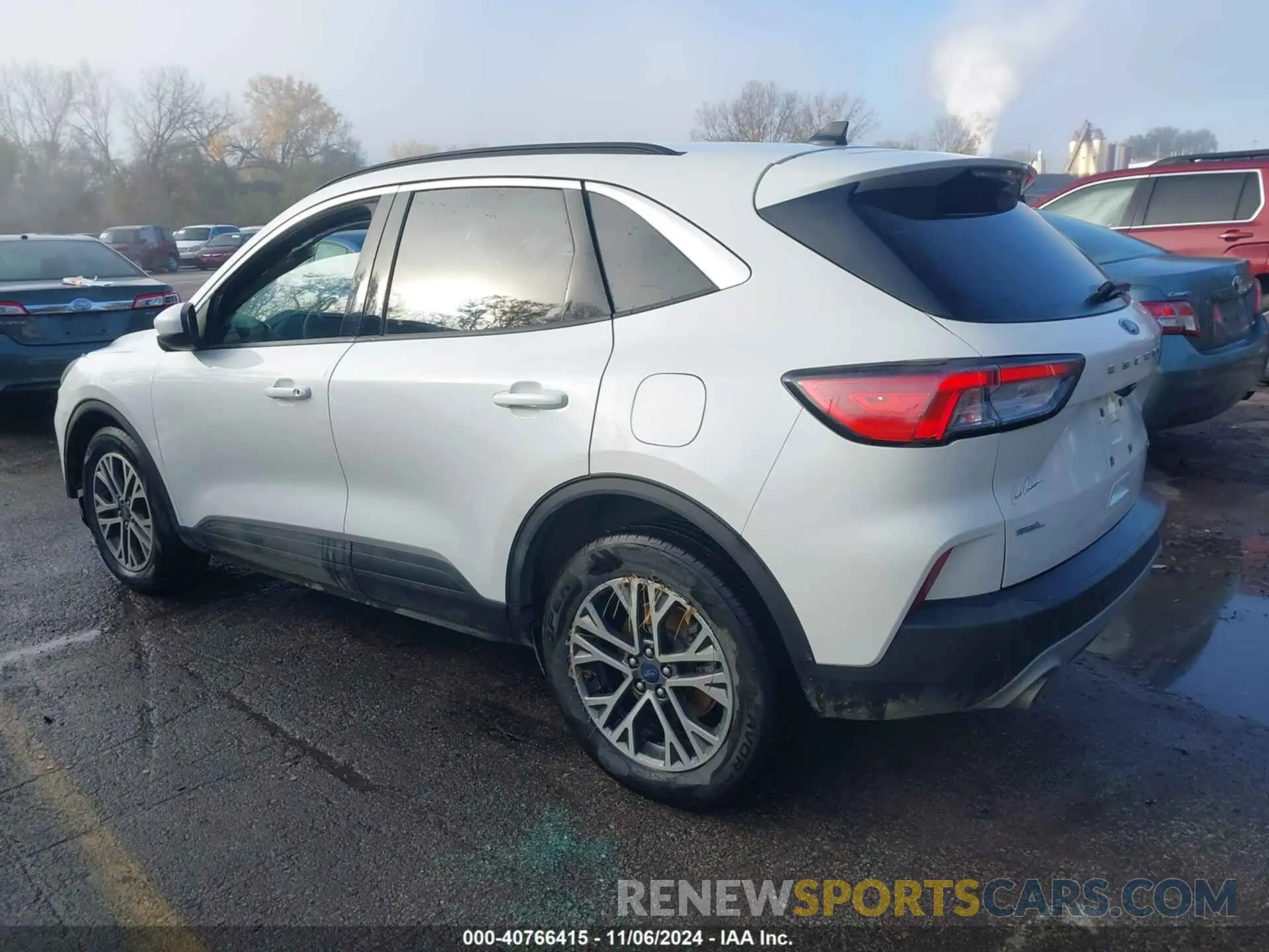3 Photograph of a damaged car 1FMCU9H62LUA55640 FORD ESCAPE 2020
