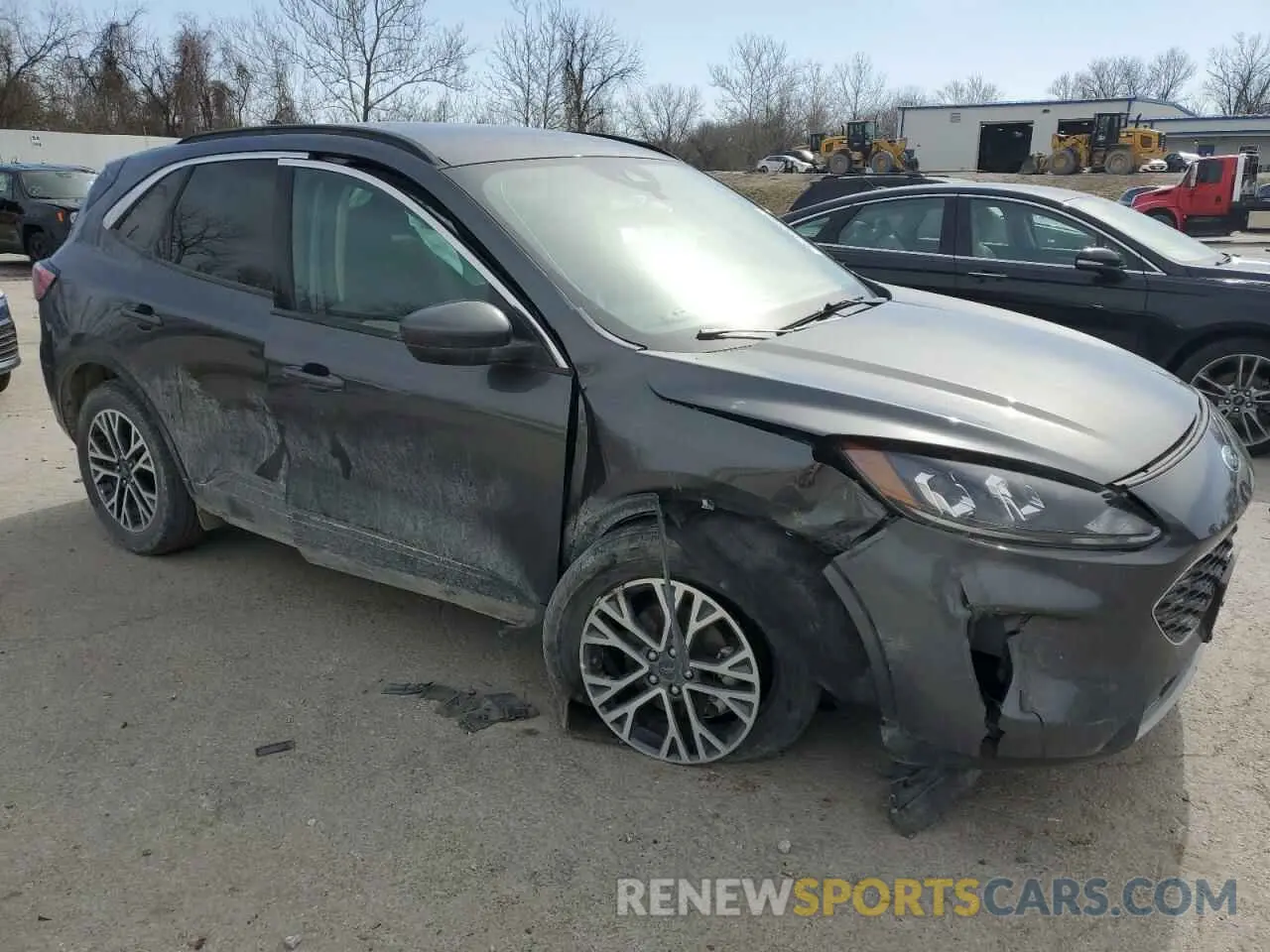 4 Photograph of a damaged car 1FMCU9H62LUA59509 FORD ESCAPE 2020