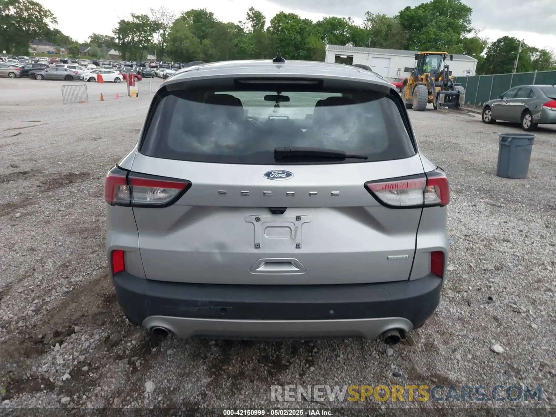 16 Photograph of a damaged car 1FMCU9H65LUA37178 FORD ESCAPE 2020