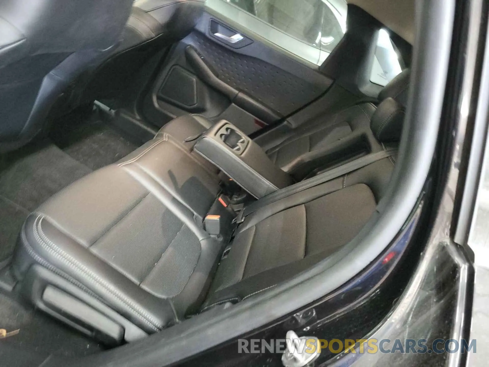 13 Photograph of a damaged car 1FMCU9H67LUB11748 FORD ESCAPE 2020
