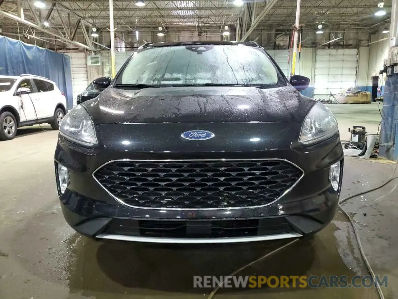 5 Фотография поврежденного автомобиля 1FMCU9H68LUC77289 FORD ESCAPE 2020
