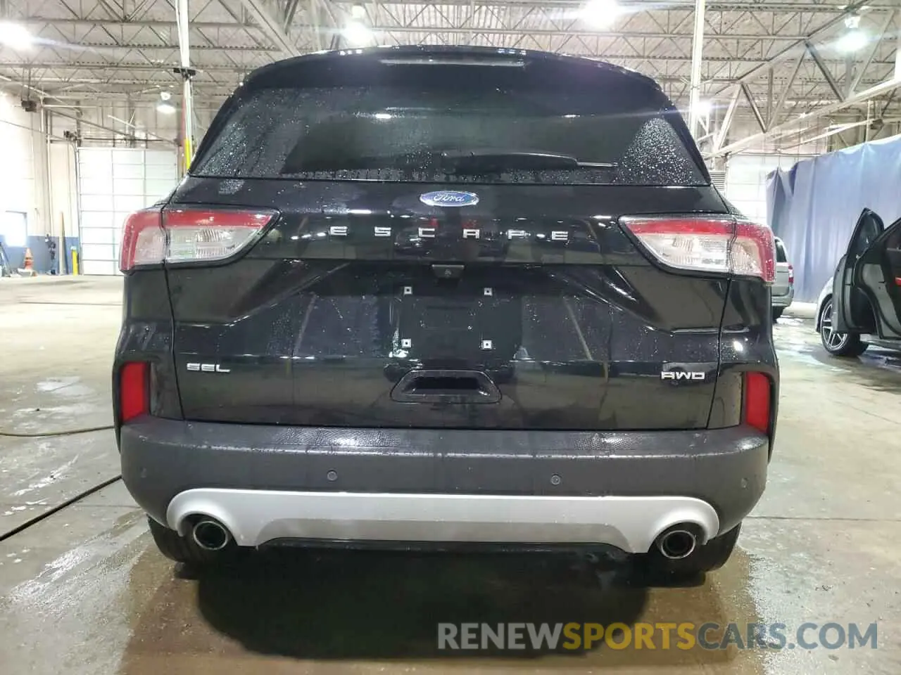 6 Фотография поврежденного автомобиля 1FMCU9H68LUC77289 FORD ESCAPE 2020