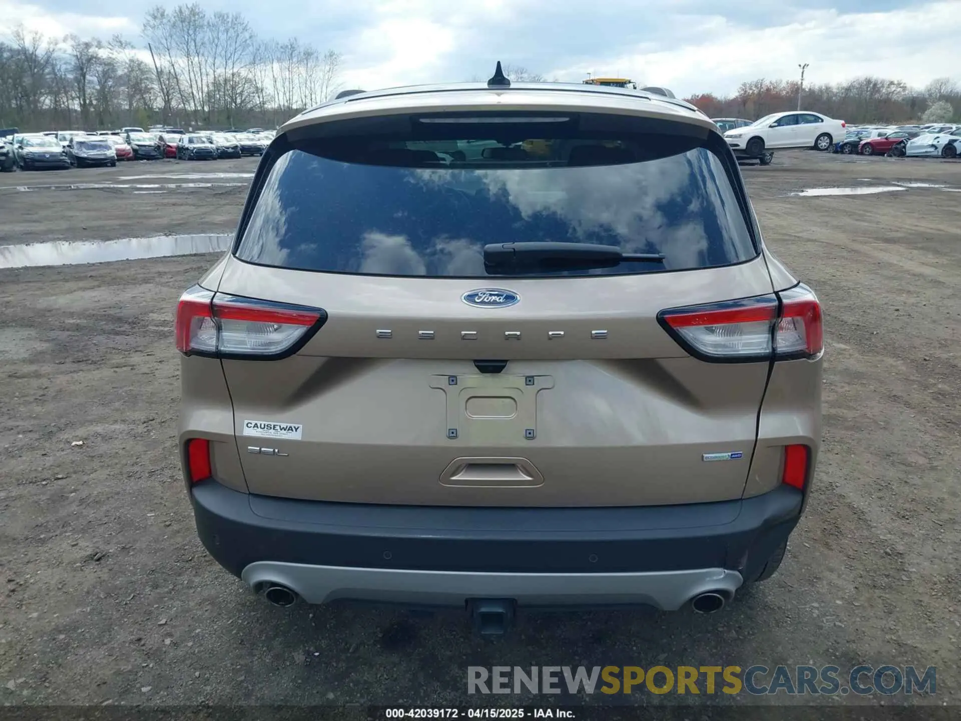 16 Photograph of a damaged car 1FMCU9H91LUA04723 FORD ESCAPE 2020