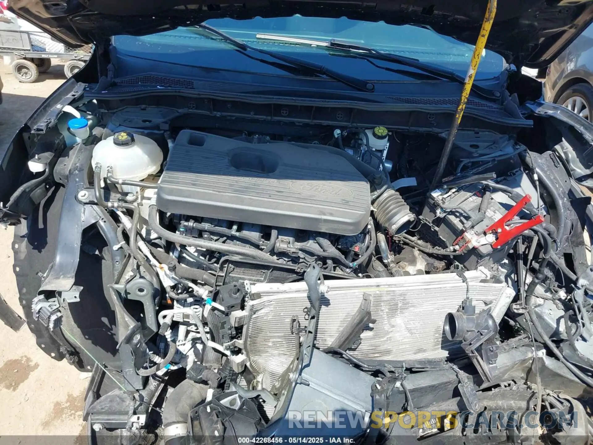 10 Photograph of a damaged car 1FMCU9H91LUB86584 FORD ESCAPE 2020