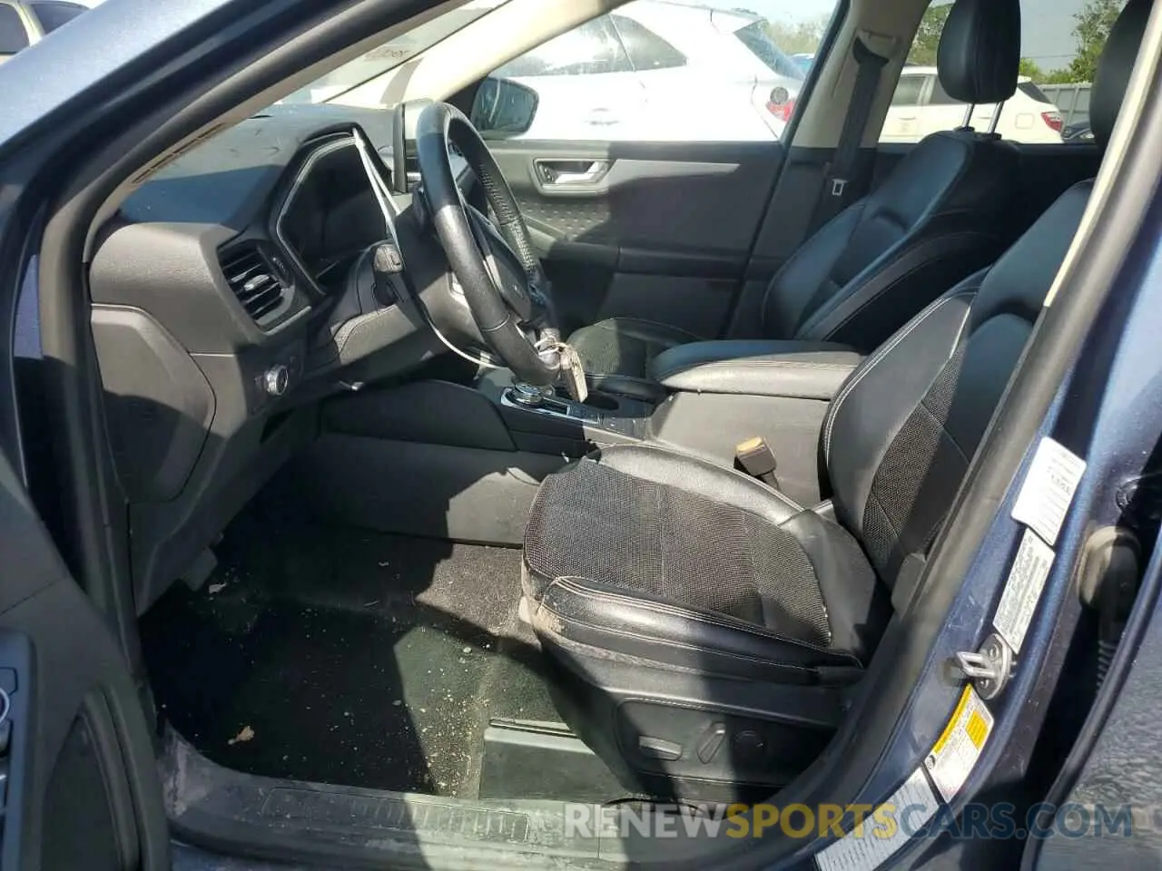 7 Photograph of a damaged car 1FMCU9H92LUB54548 FORD ESCAPE 2020